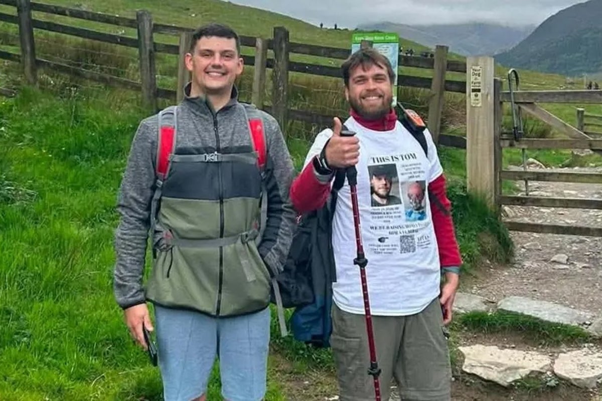 Rows break out as hikers jostle to reach the top of Snowdon