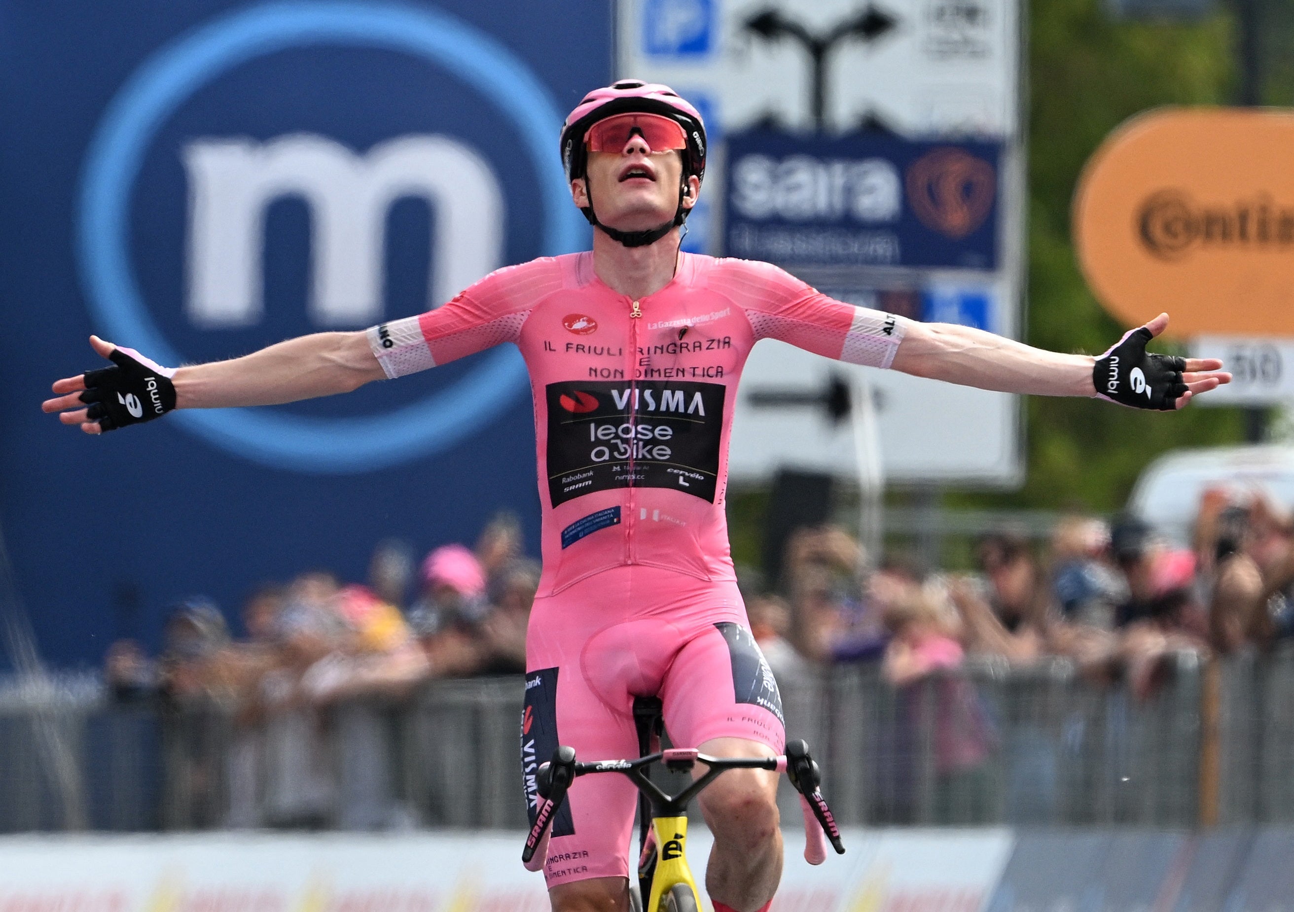 No one could touch Jonas Vingegaard once again on stage 20