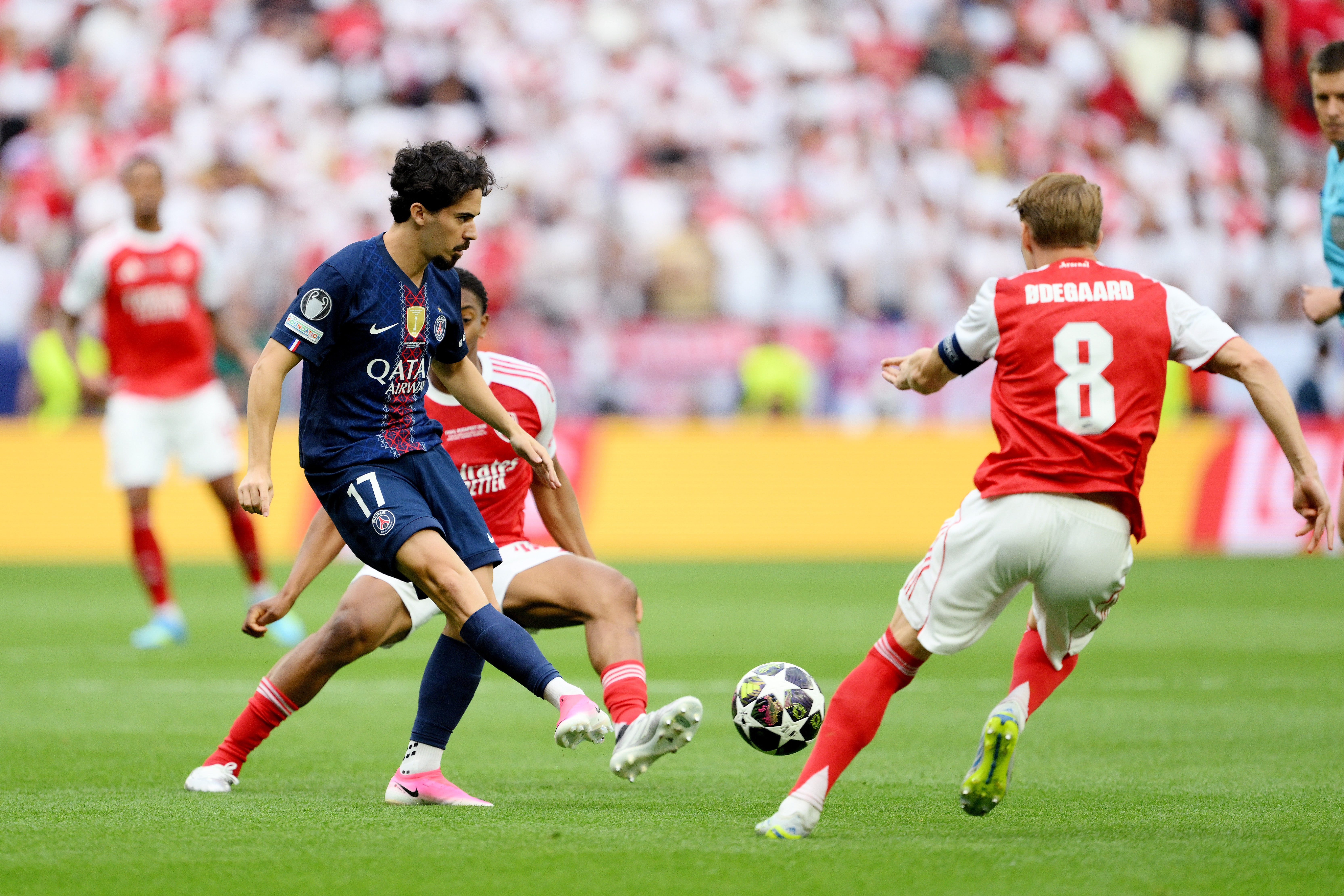 Vitinha had little space to operate in and find the cutting passes that usually dictate his play