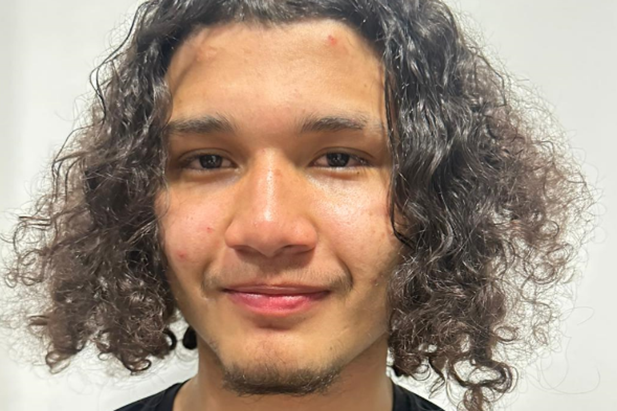 Teenager charged with murder after boy, 15, dies after London stabbing – UK Times Teenager charged with murder after boy, 15, dies after London stabbing – UK Times