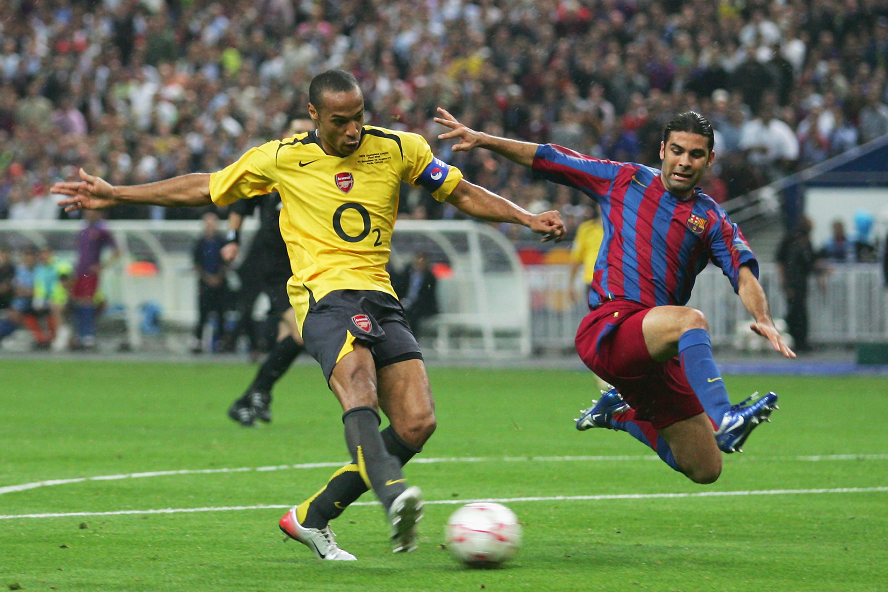 Arsene Wenger's Invincibles failed to win the Champions League, losing the final in 2006 (Getty)