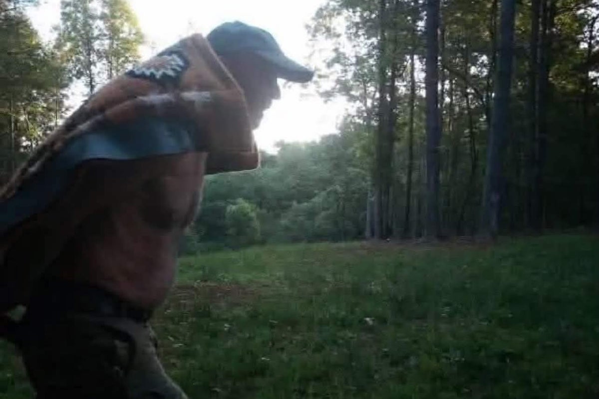 Fugitive suspect in Virginia police murder seen on wildlife camera in North Carolina forest Fugitive suspect in Virginia police murder seen on wildlife camera in North Carolina forest