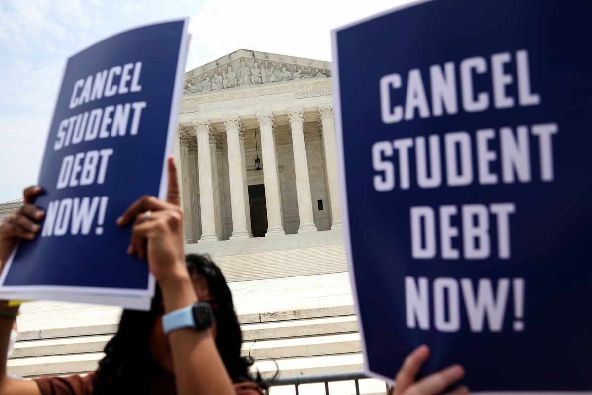 Trump team looking to cut aid to college majors that don’t result in high paying jobs – UK Times Trump team looking to cut aid to college majors that don’t result in high paying jobs – UK Times