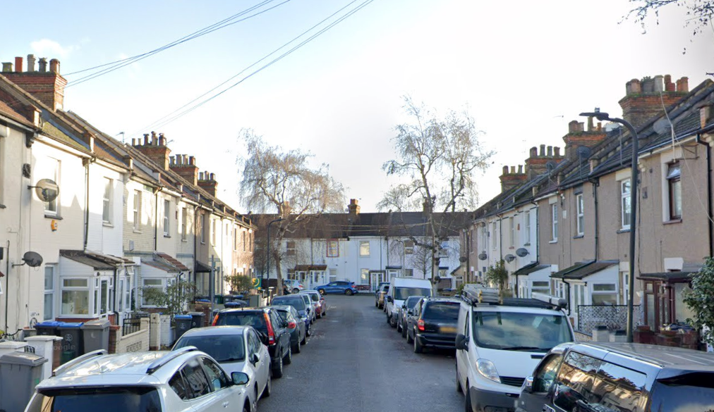 Dementia sufferer killed neighbour outside his home over alleyway dispute