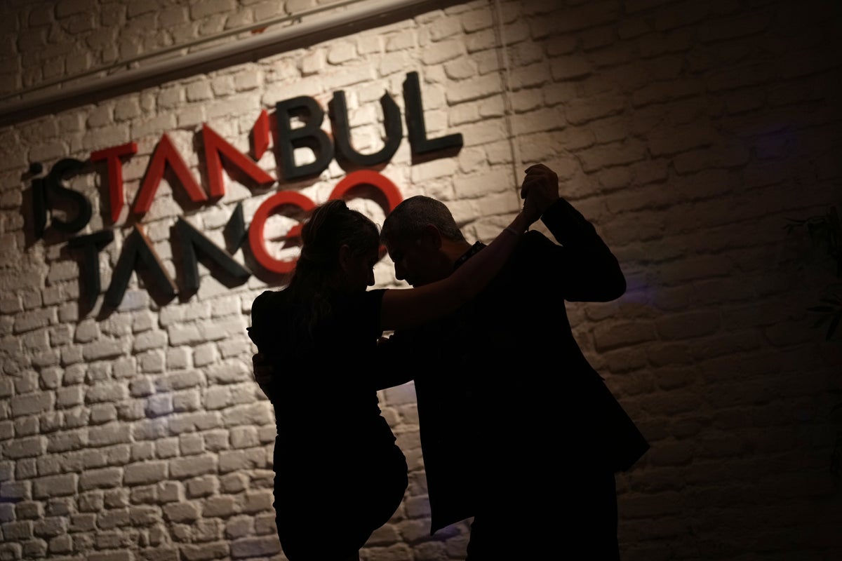 PHOTO ESSAY: Where tango never sleeps: Inside Istanbul’s vibrant dance community – UK Times