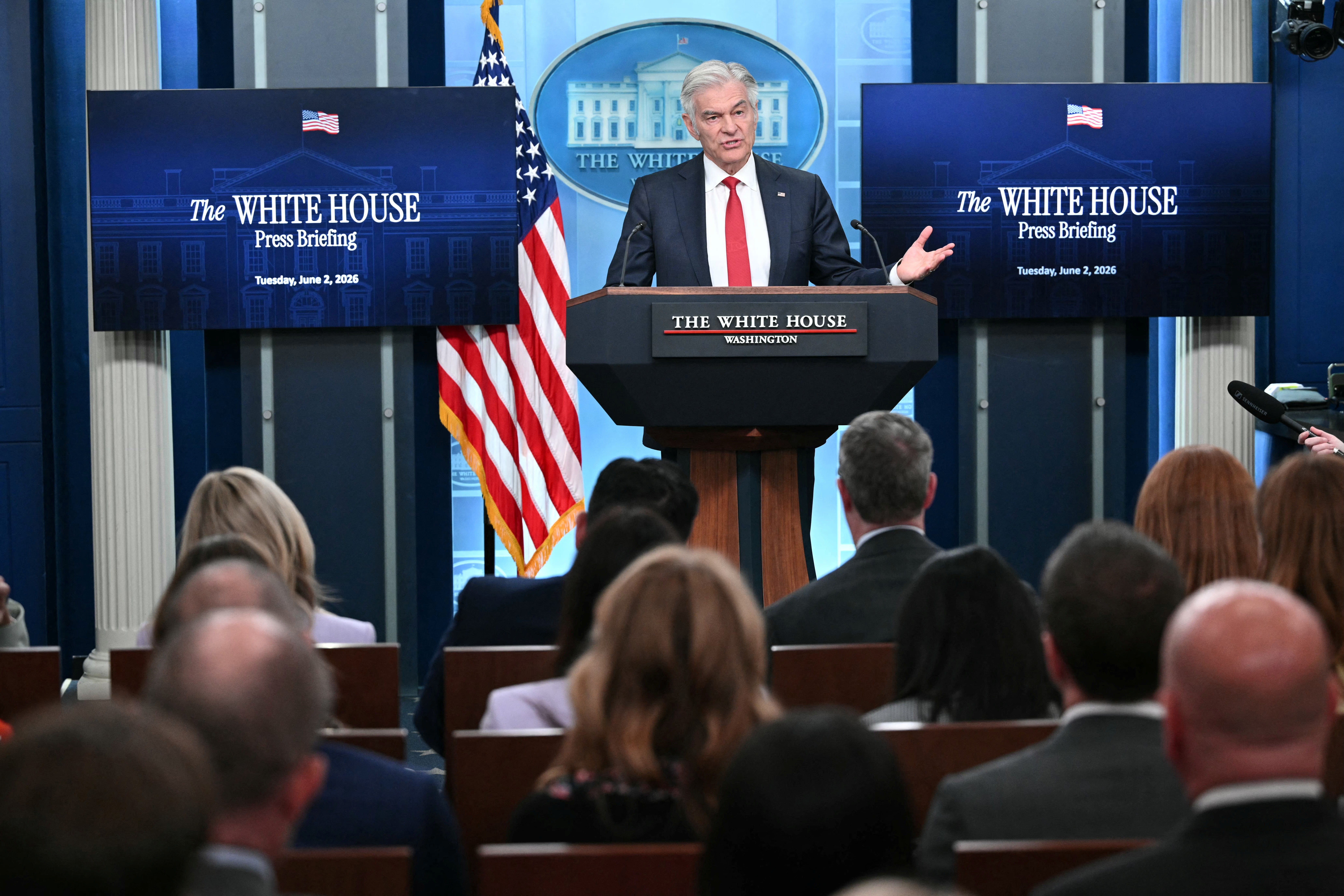 Dr. Mehmet Oz speaks to the White House press corps (AFP via Getty Images)