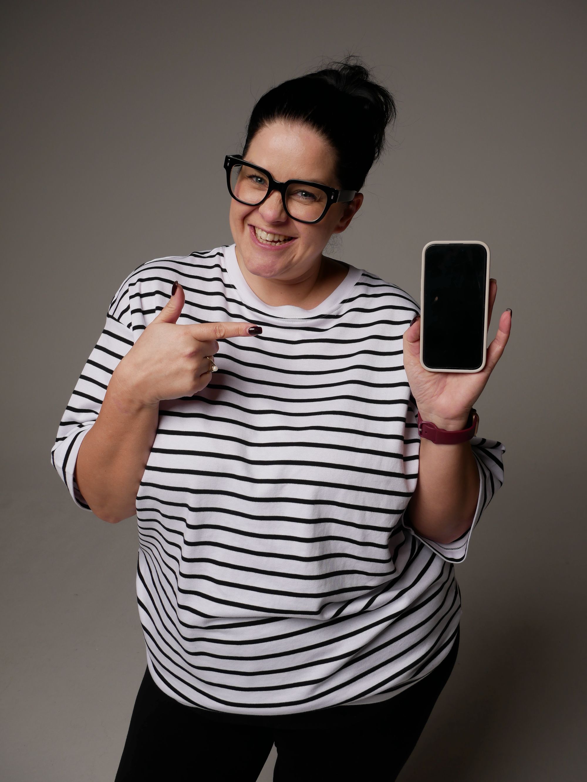 Charlotte Graham, 41, says she finds herself doomscrolling first thing when she wakes up and before she sleeps