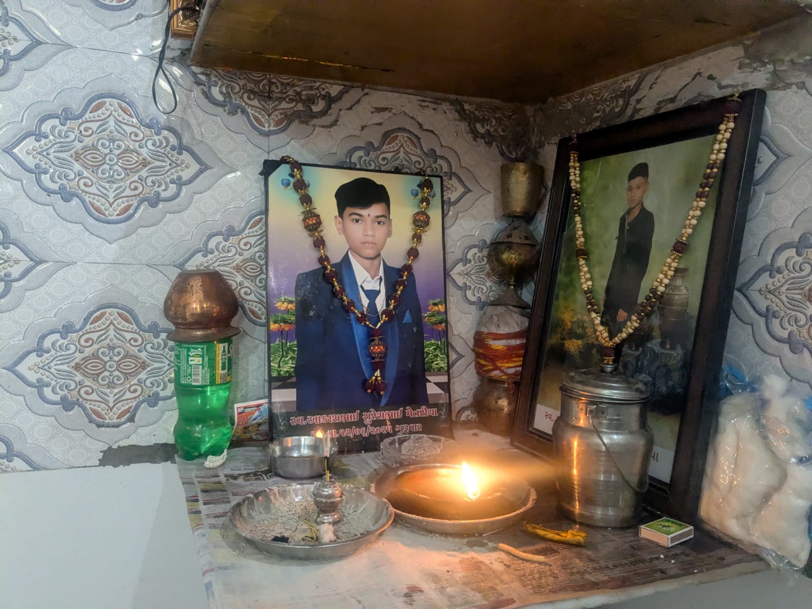 Akash Patni died after being burnt alive on 12 June 2025 during the crash