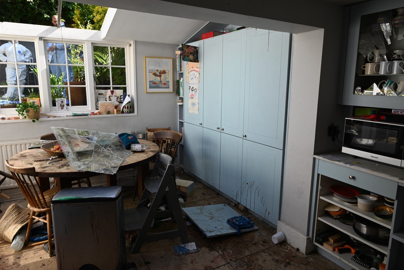 In the aftermath of the killing, George started a fire in the basement in order to cause a gas canister explosion which ripped through the house