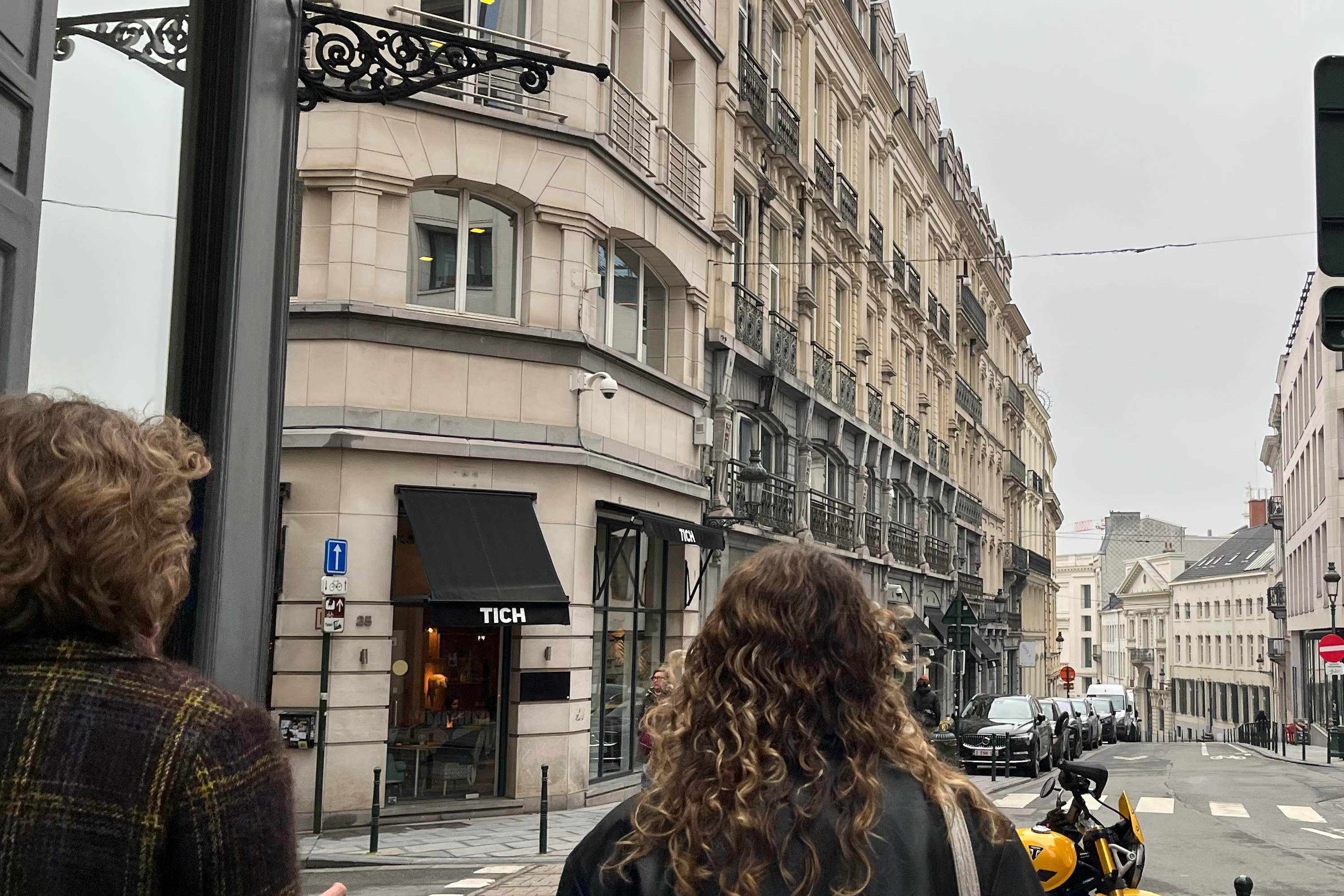 Alice was captivated by the architecture of Brussels' streets