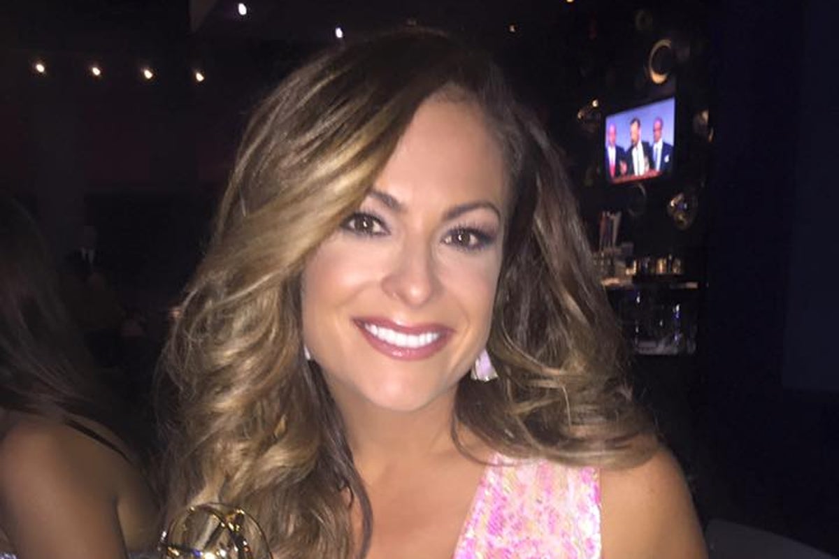 Former Detroit TV news anchor sues her old station for sex discrimination, says male co-anchor got better assignments and schedule – UK Times Former Detroit TV news anchor sues her old station for sex discrimination, says male co-anchor got better assignments and schedule – UK Times
