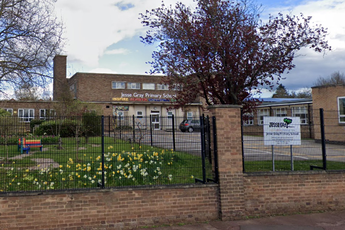 Nine rushed to hospital after ‘medical emergency’ at primary school in Nottinghamshire – UK Times Nine rushed to hospital after ‘medical emergency’ at primary school in Nottinghamshire – UK Times