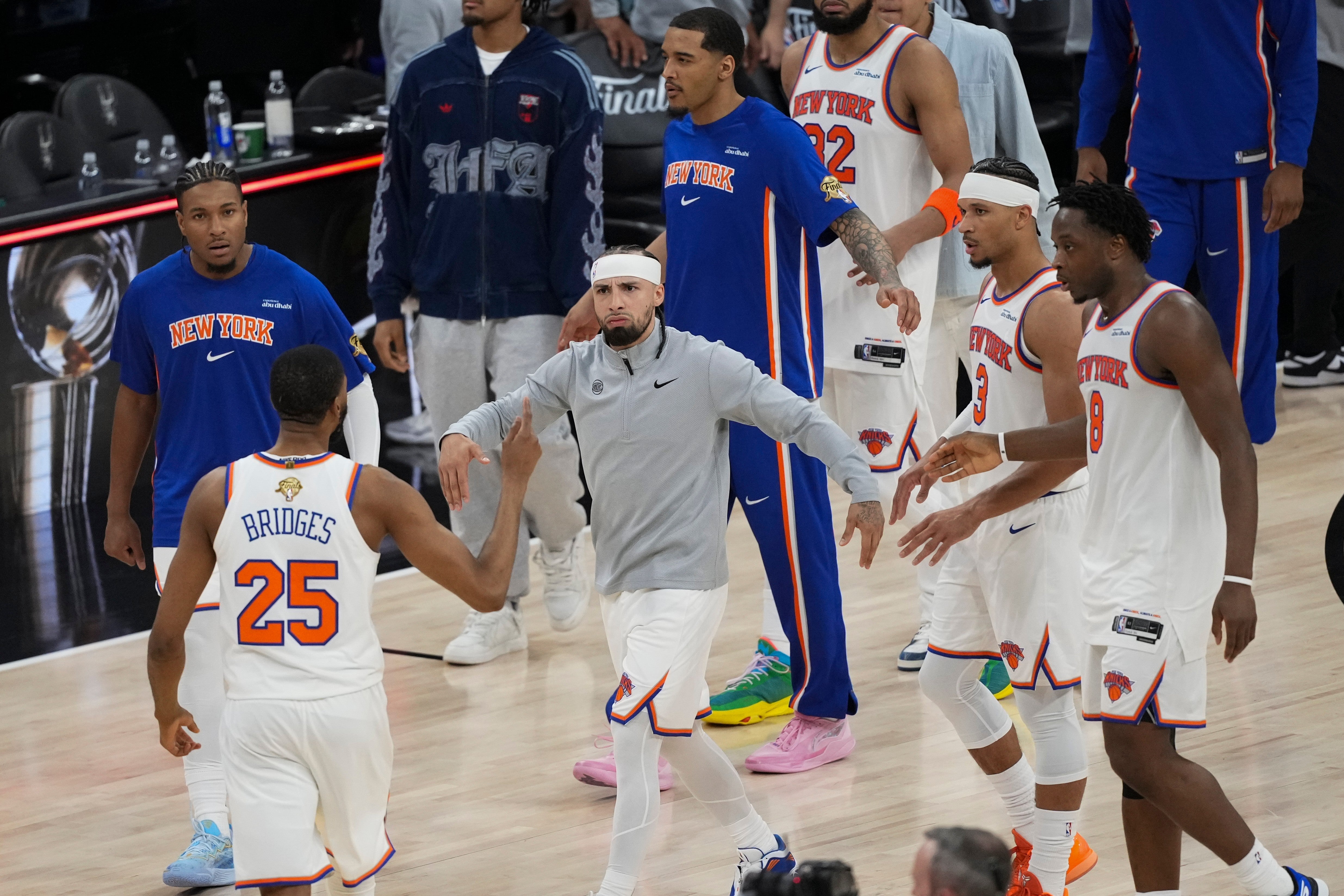 The Knicks have drawn first blood in the NBA Finals (AP)