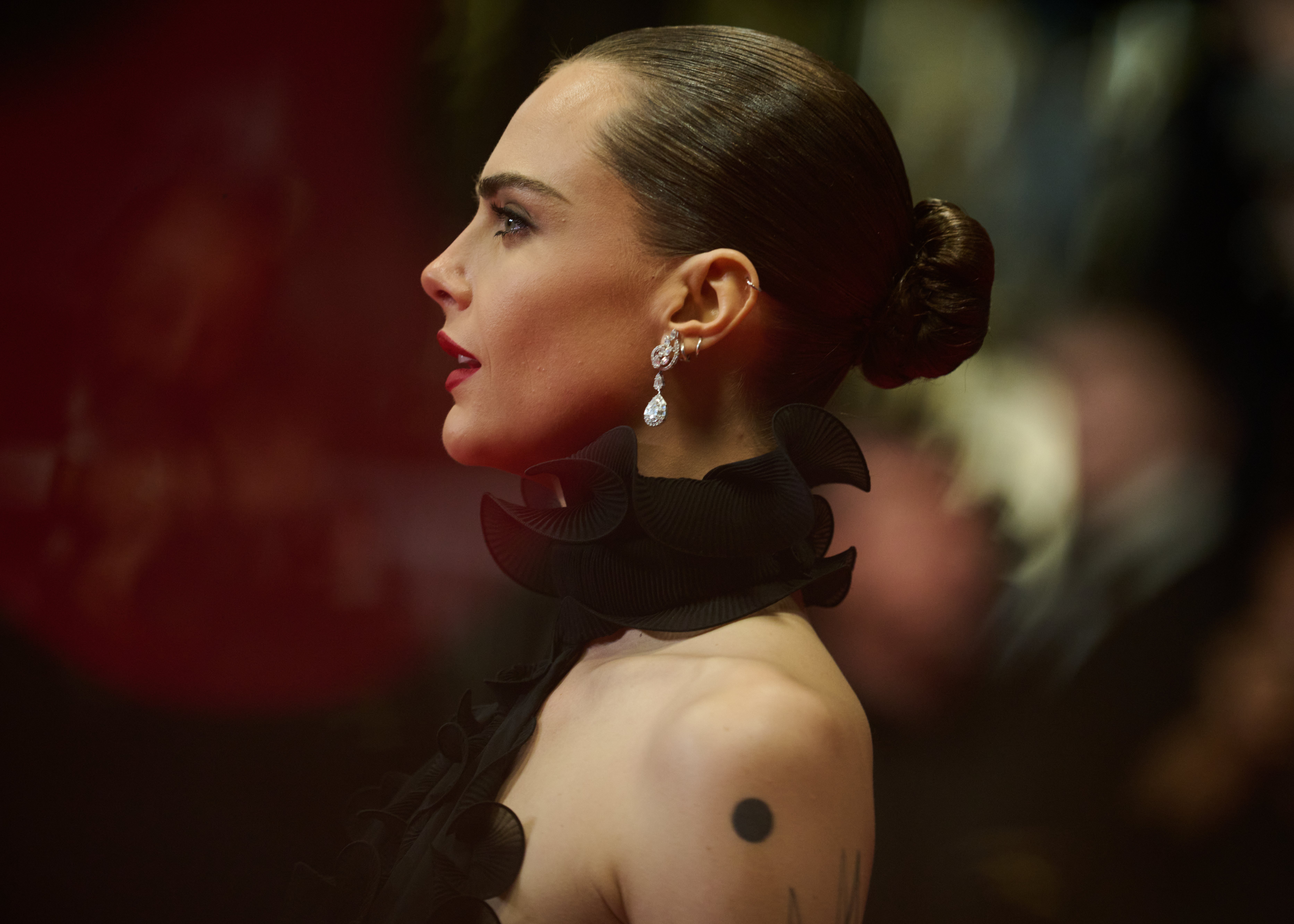 Cara Delevingne has revealed she suffered a seizure due to GHB withdrawal