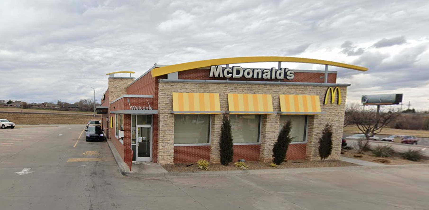 The McDonald's in Purcell, Oklahoma, where Chakota P. Nelson claims she was persistently harassed by accused murderer Roy Curtis Zornes II (Google Maps)