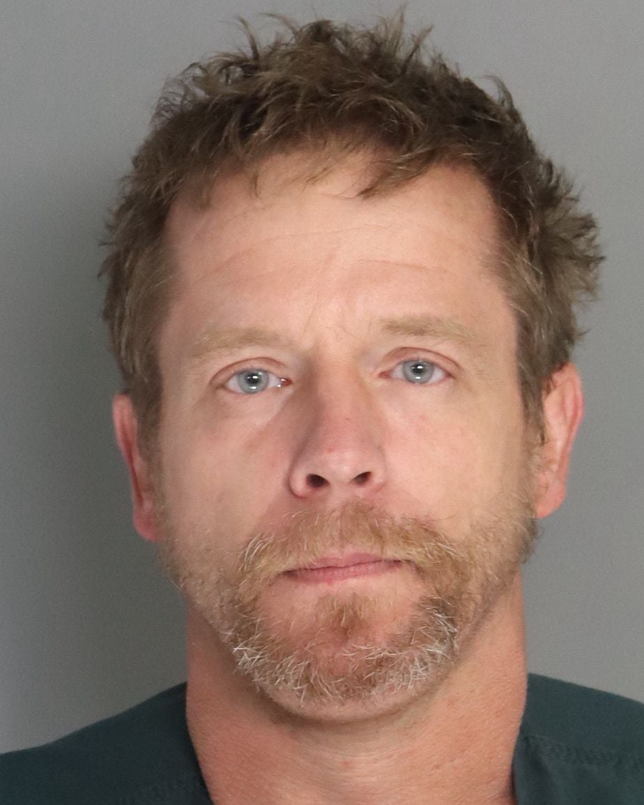 Authorities arrested 39-year-old Jonathan Willard of New Ellenton on one count each of kidnapping and impersonation of a law enforcement officer