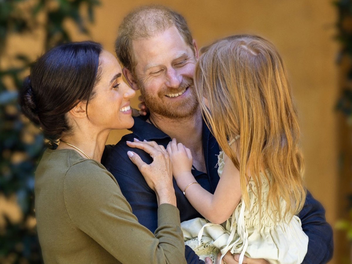 Prince Harry reconsiders bringing Meghan and children to UK | The Independent