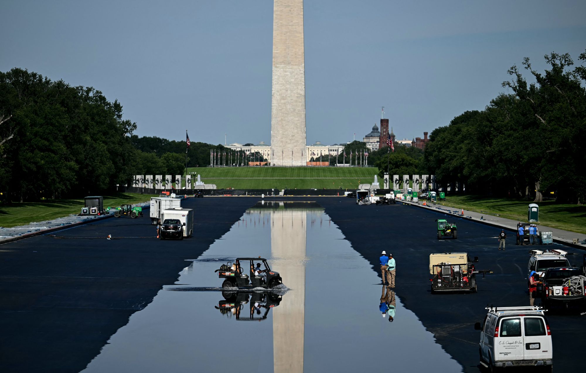 This week, workers began refilling the pool, which dates to the 1920s, after coating the bottom in ‘American flag blue’ (AFP/Getty)