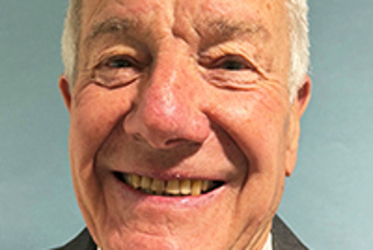 Reform councillor faces calls to resign over ‘racist’ blackface photograph 