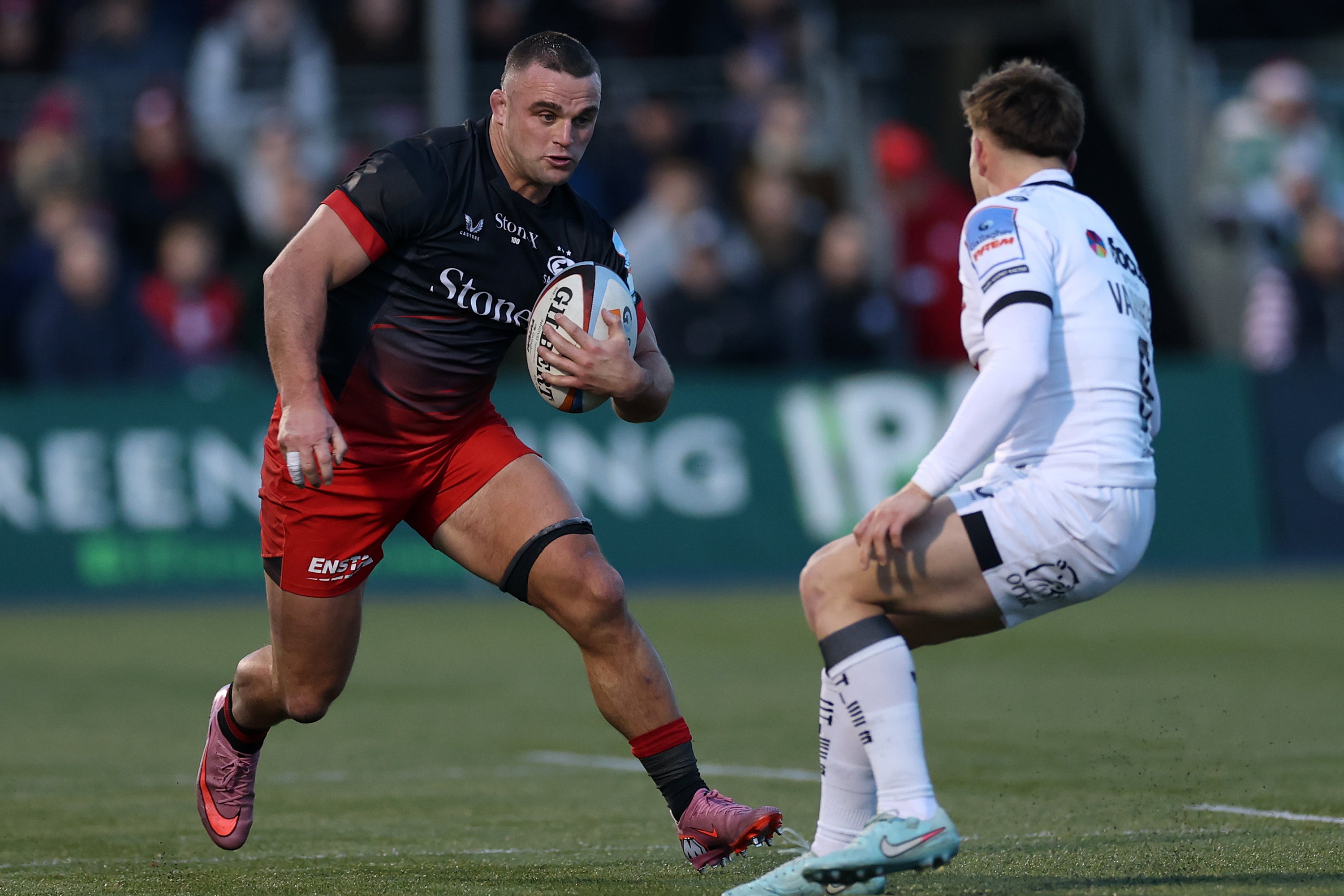 Saracens Exeter will battle for the final play-off place (Getty)