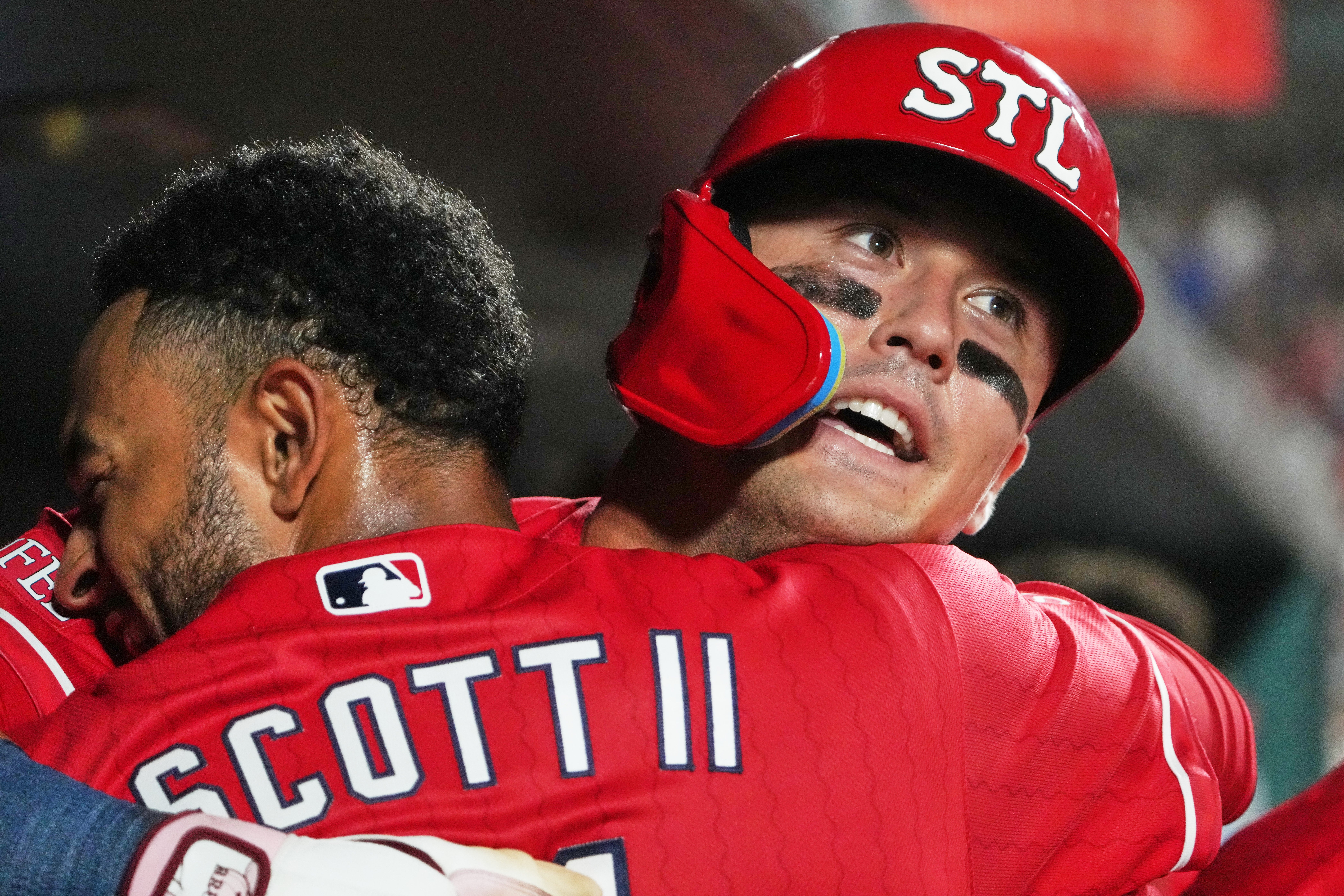 ROJOS-CARDENALES