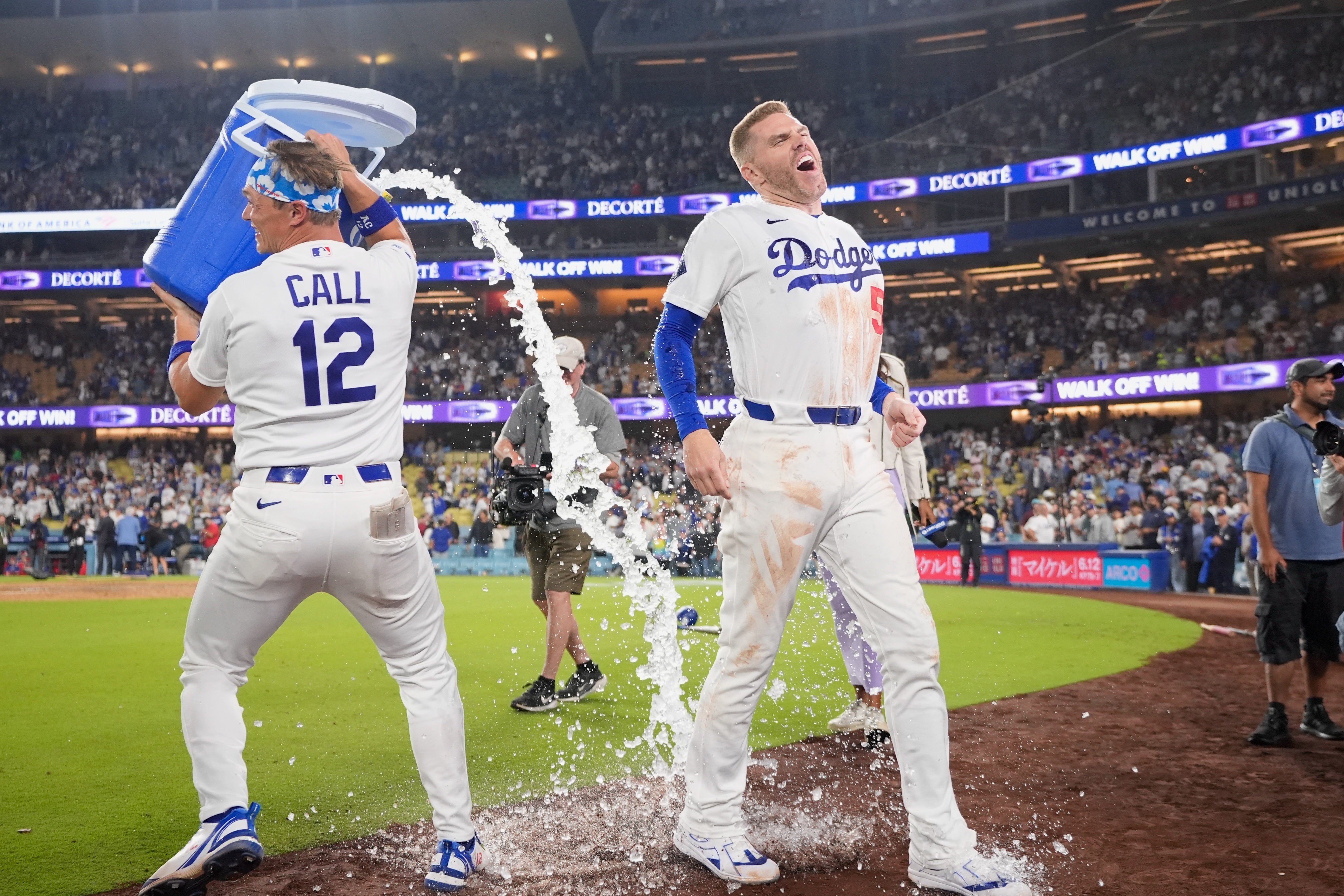 ANGELINOS-DODGERS