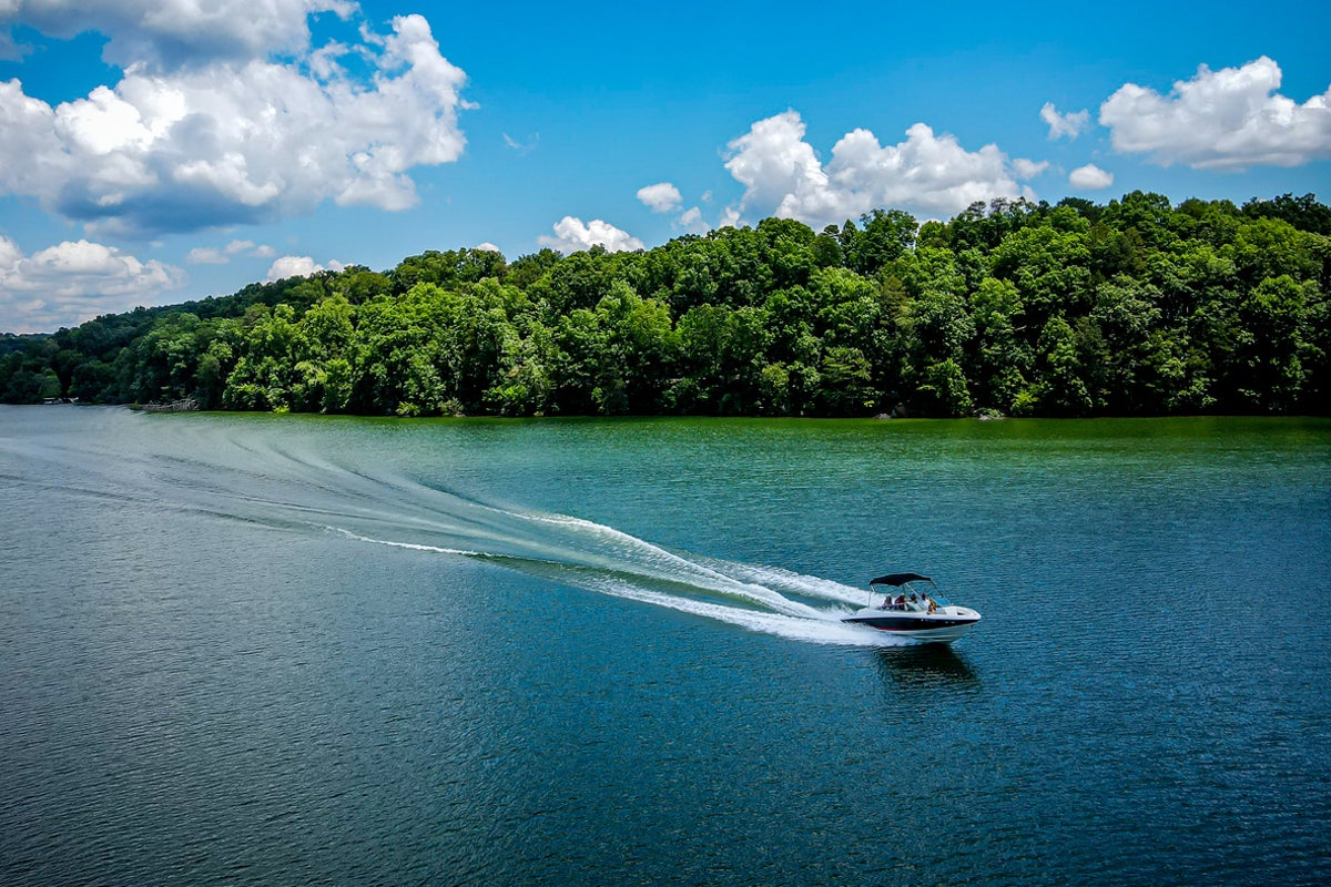 Rising gas prices are shaping summer plans with US boaters slower to hit the water – UK Times Rising gas prices are shaping summer plans with US boaters slower to hit the water – UK Times