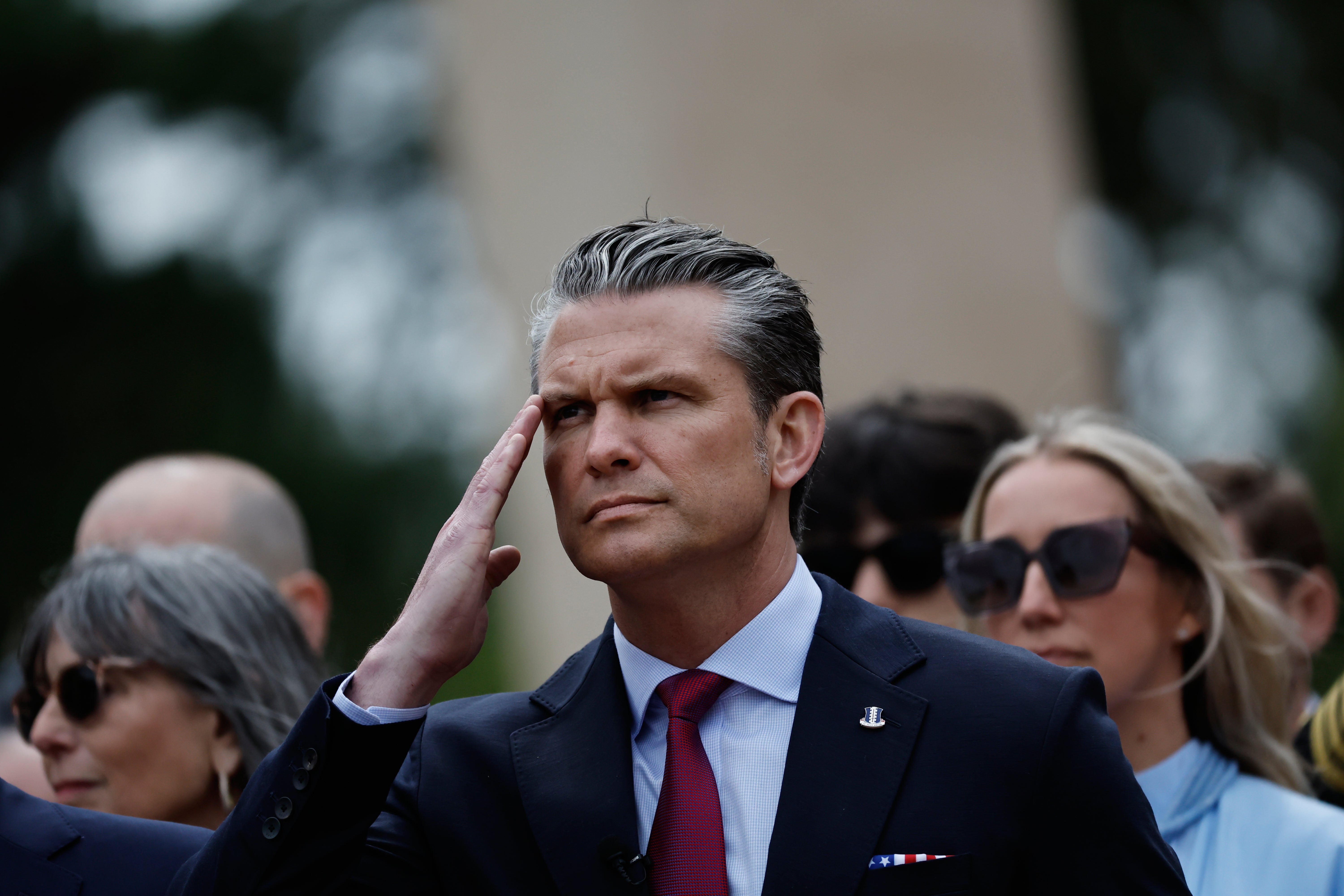 FRANCIA EEUU HEGSETH