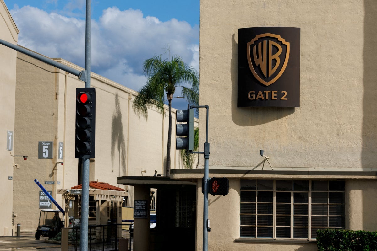 Hollywood workers push back against 0 billion Paramount-Warner Bros merger – UK Times