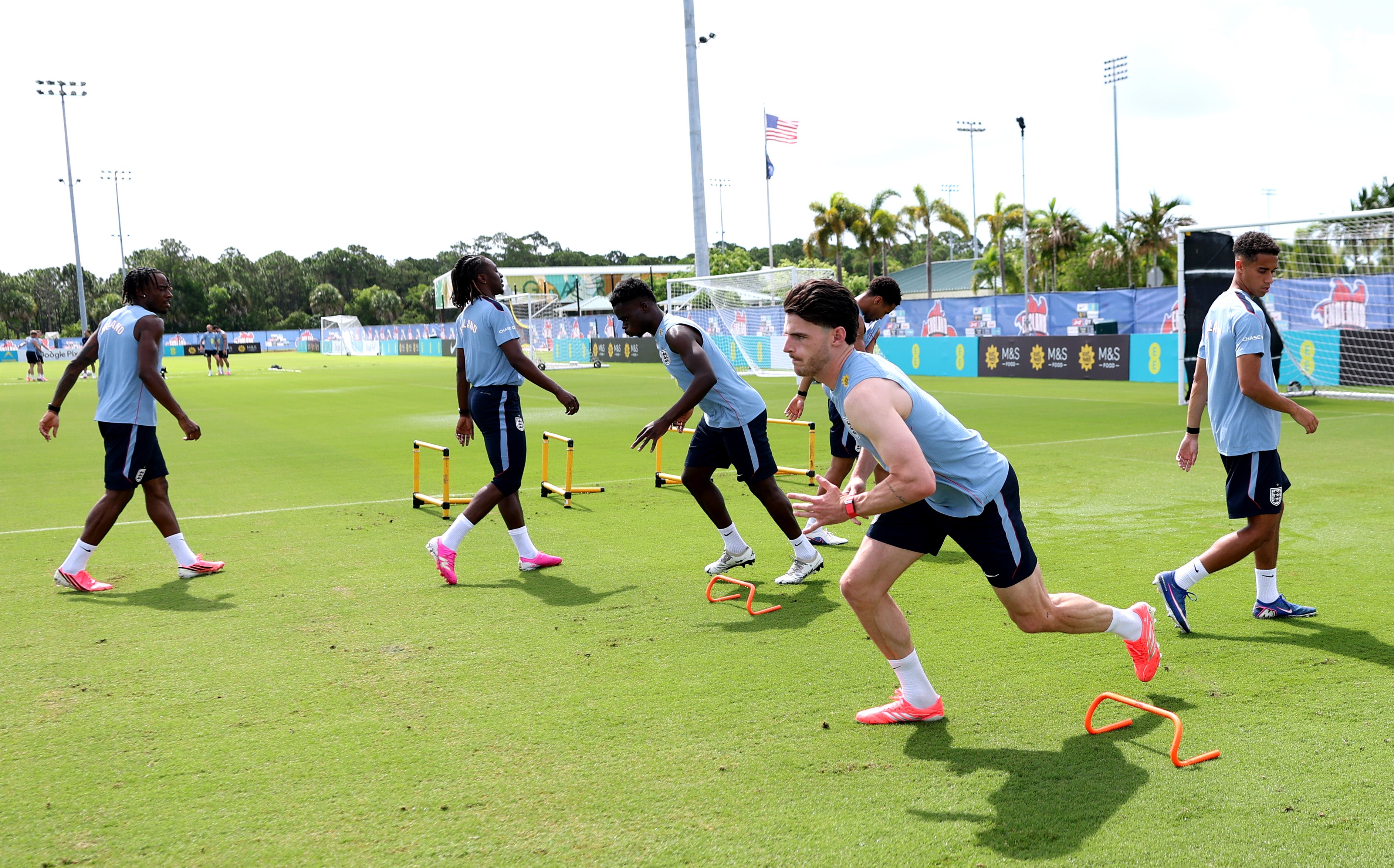 England’s Arsenal contingent has joined up with the squad