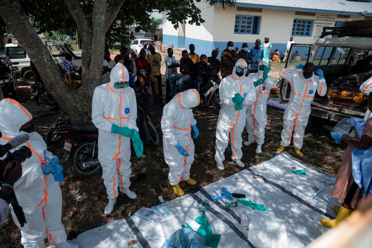 Confirmed Ebola cases pass 550 after US warning sp