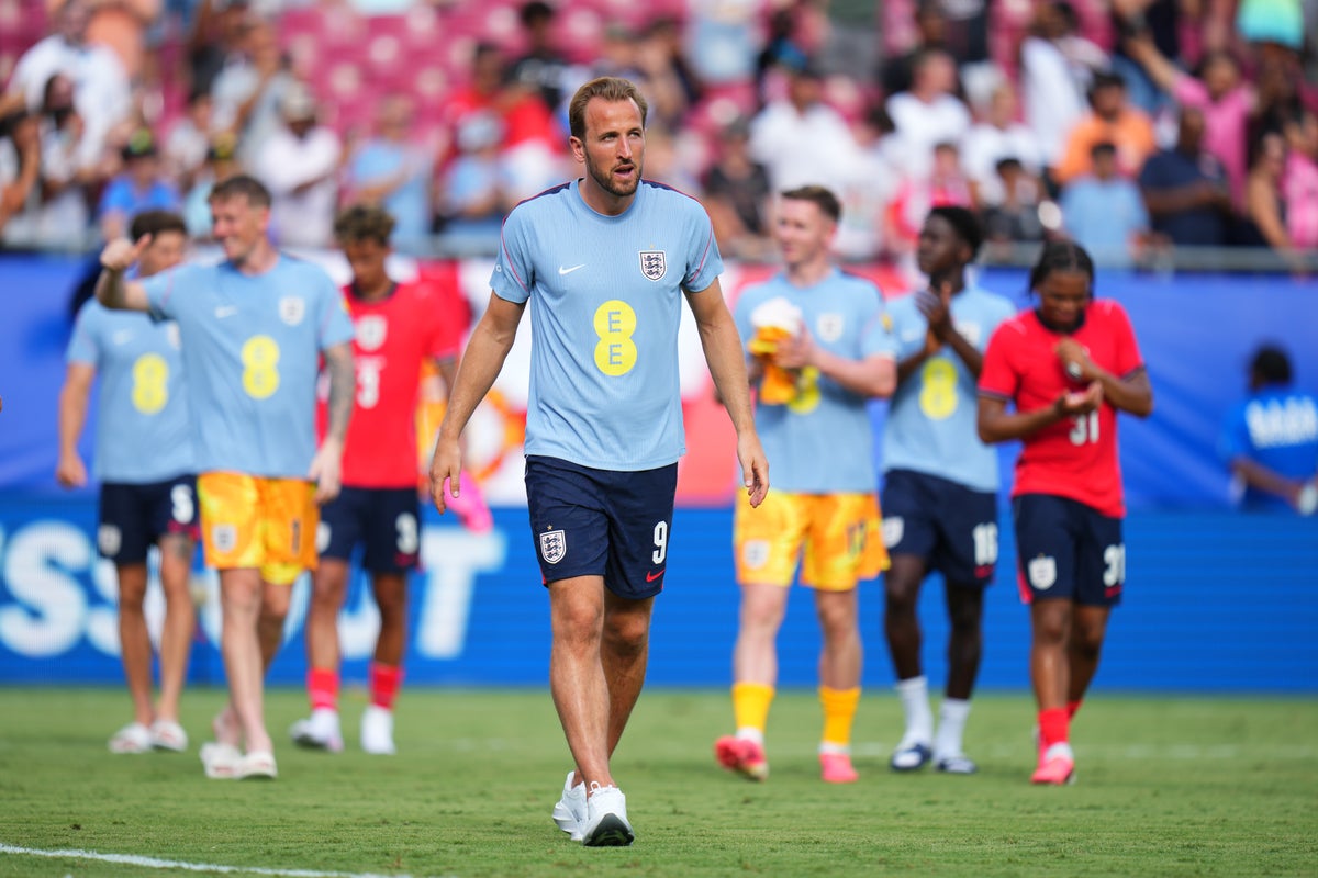 England players enjoy ‘mint’ round of golf with fi