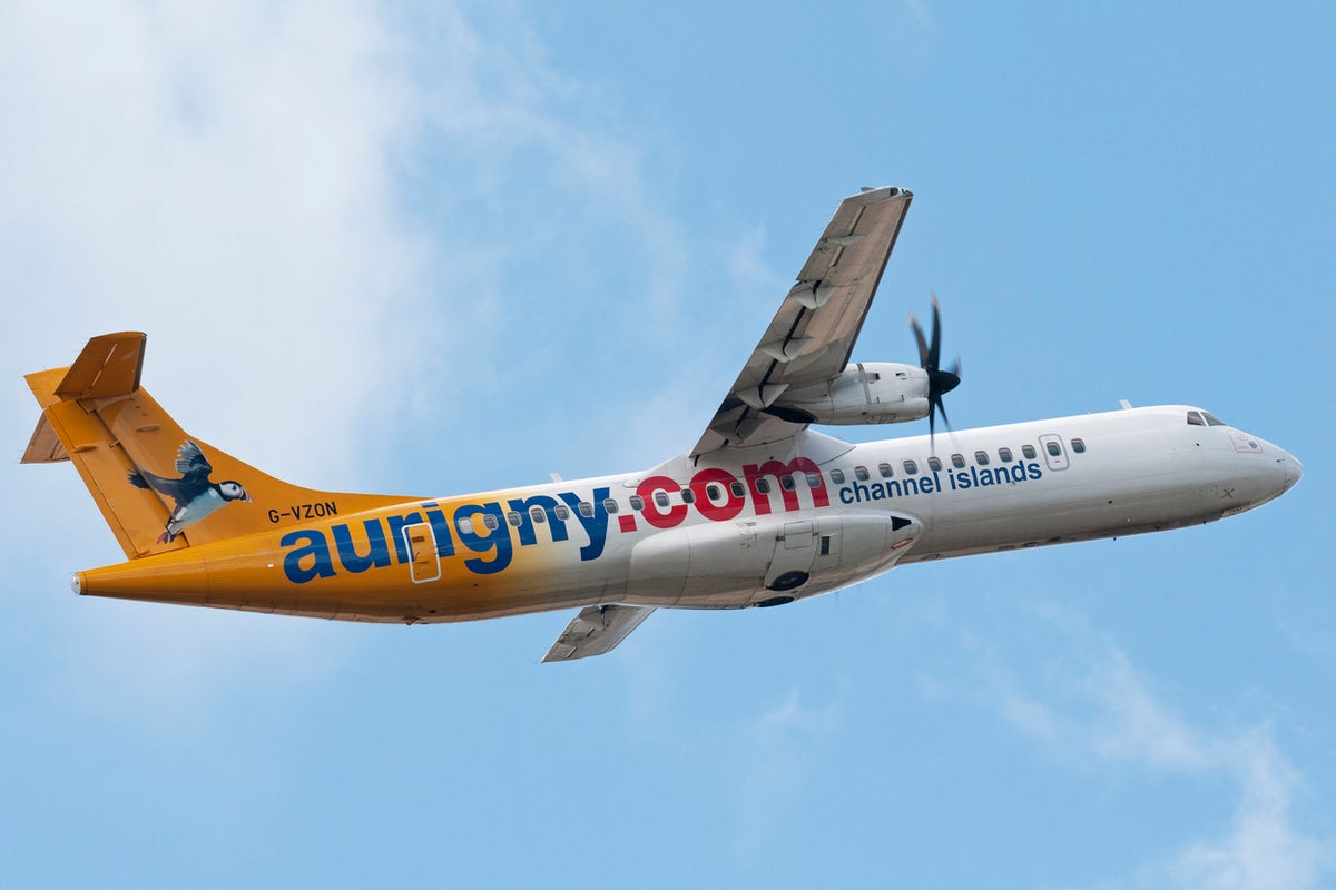 Aurigny flight to Manchester makes emergency landing due to 