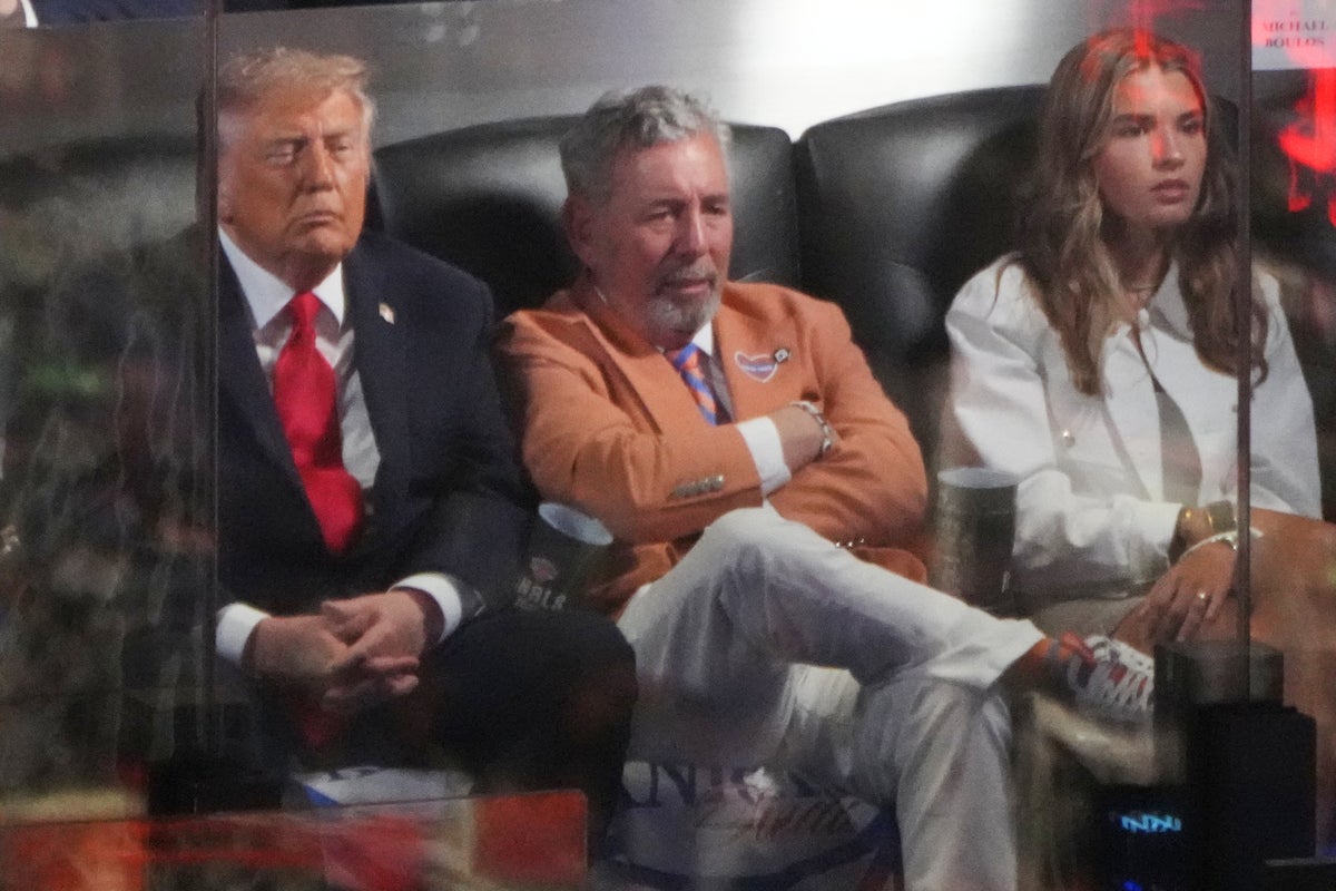 Trump appears to doze off during controversial NBA