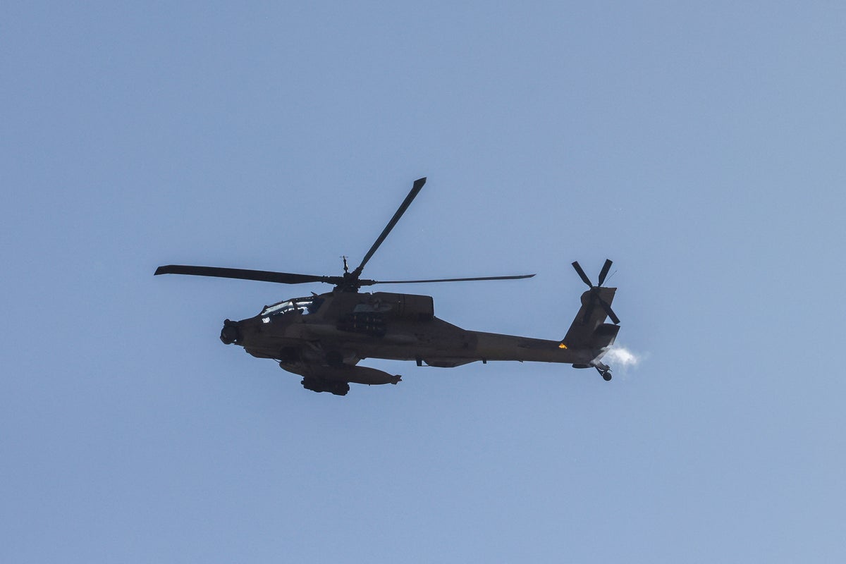 US Apache helicopter crashes near the Strait of Ho
