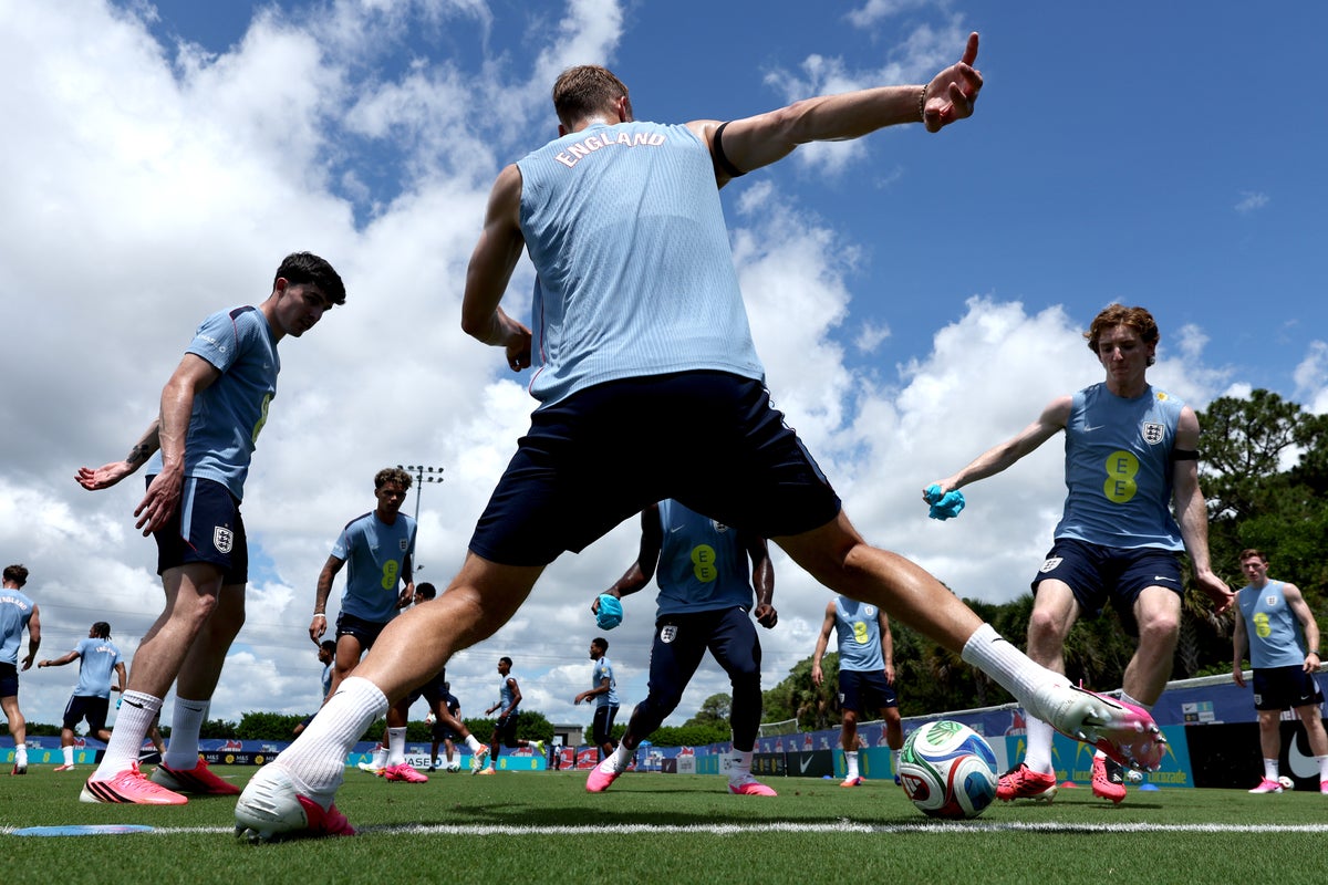 England camp rocked by earthquake ahead of World C