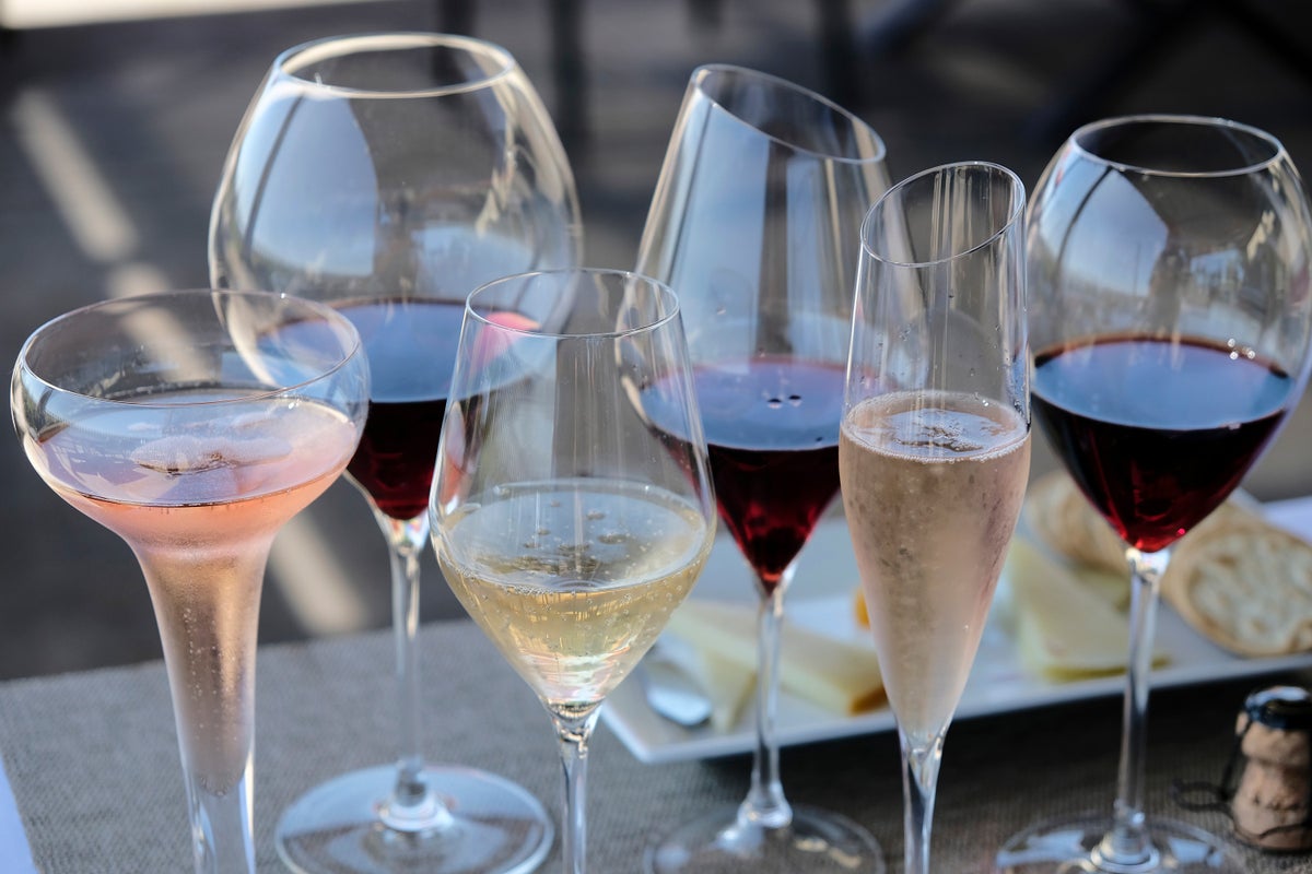 A government-commissioned study found drinking risks. US gui