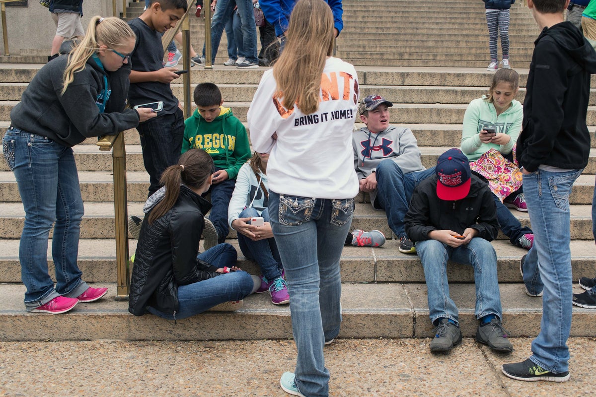Kids shouldn’t be getting smartphones before the a