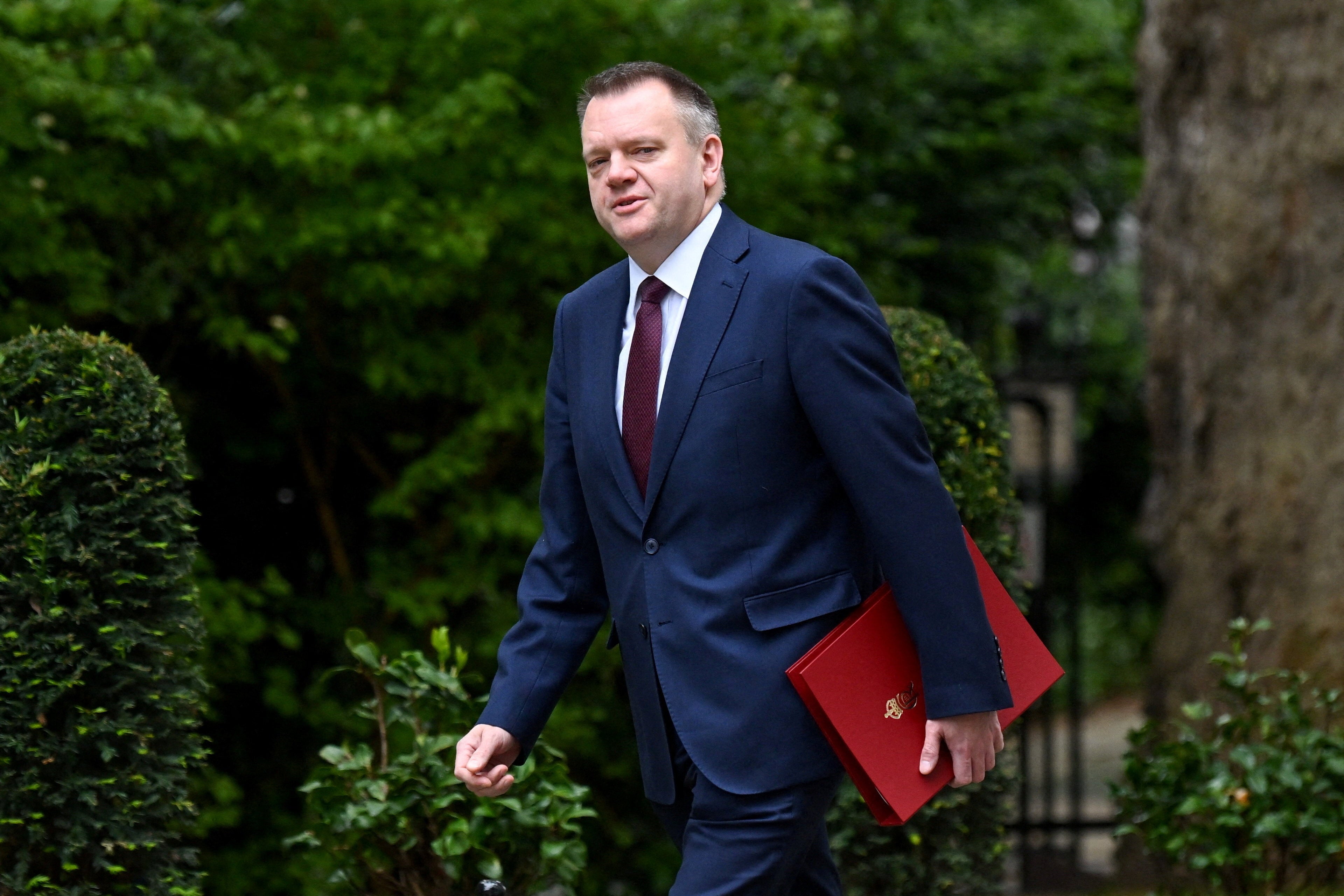 https://static.independent.co.uk/2026/06/09/16/2026-05-19T084249Z_632045267_RC28CLAIQPN4_RTRMADP_3_BRITAIN-POLITICS-CABINET.JPG?trim=0,0,0,0&width=1200&height=800&crop=1200:800