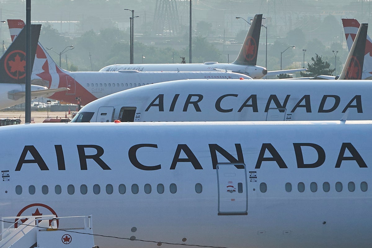 Air Canada pilot charged after allegedly flying without a pr