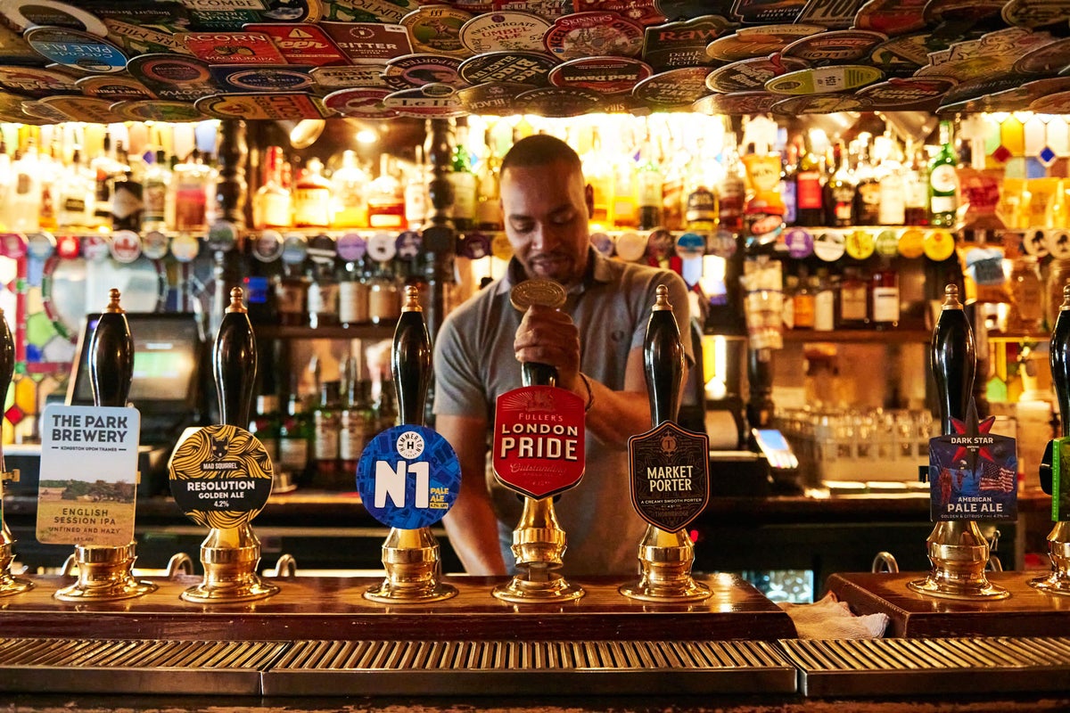 No incentive for hospitality to hire inexperienced under-21s