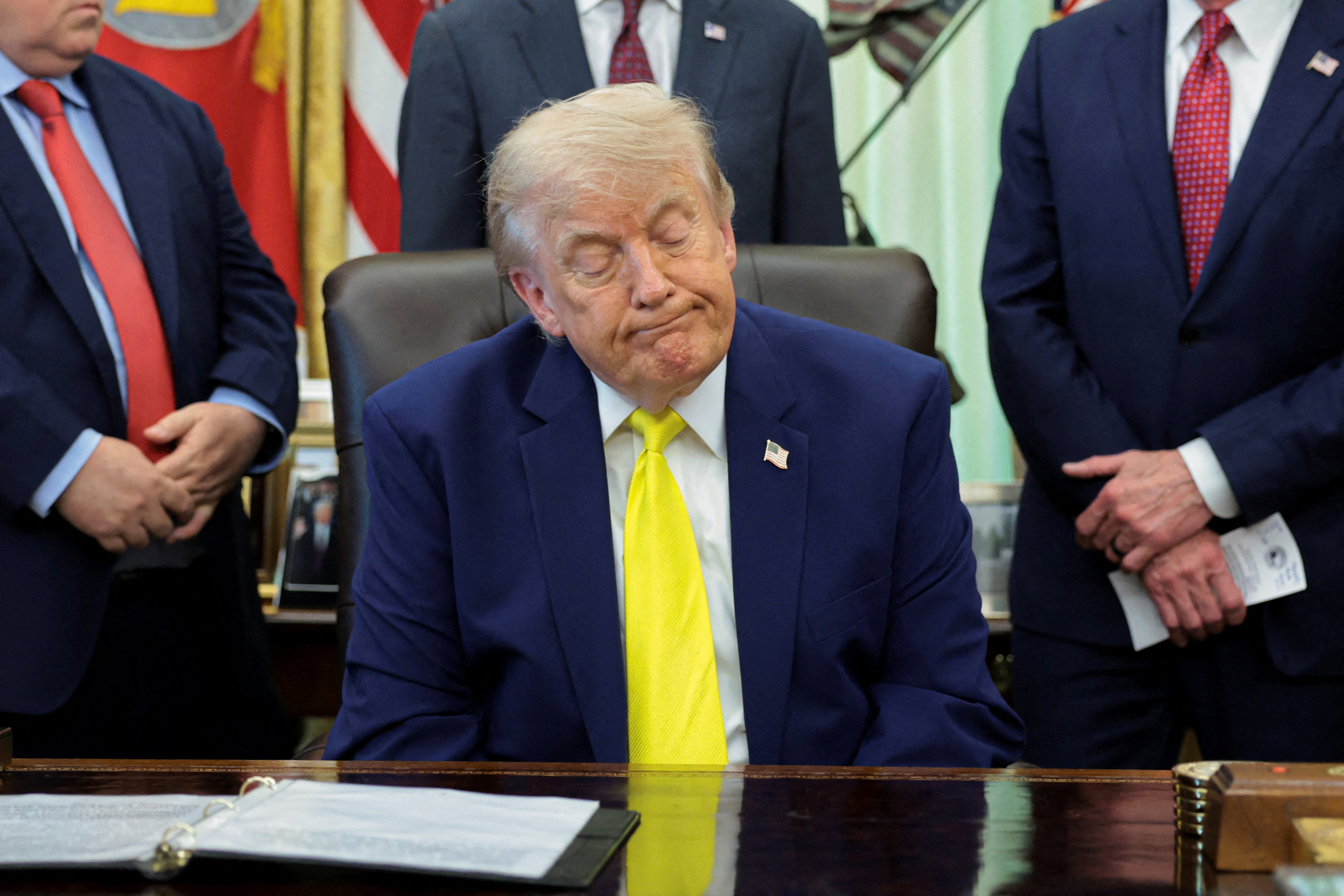https://static.independent.co.uk/2026/06/10/13/2026-06-10T100411Z_463605323_RC28NLAIGTII_RTRMADP_3_USA-TRUMP-LAMEDUCK.JPG?trim=258,838,639,507&width=1200&height=800&crop=1200:800