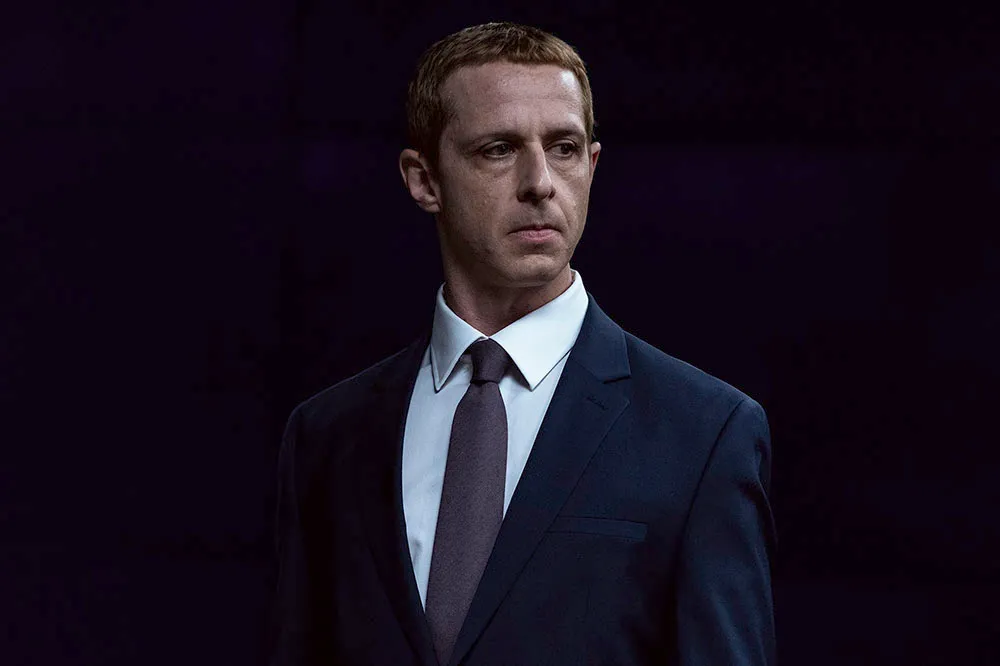First look at Jeremy Strong as Mark Zuckerberg in Social Network sequel has fans saying the same thing
