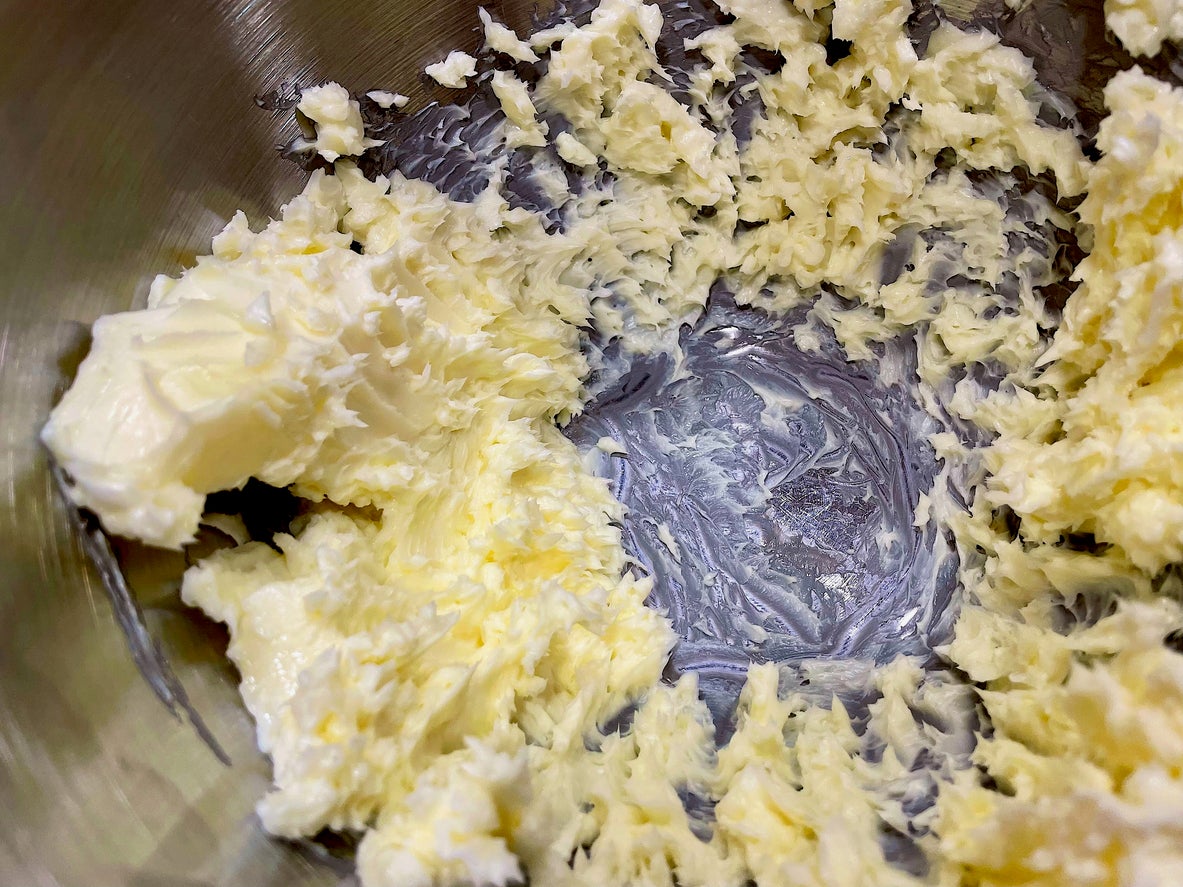 Sweet butter is easy to make at home if you add cold, heavy cream with a fat content of at least 36% to a standing mixer with a whisk attachment