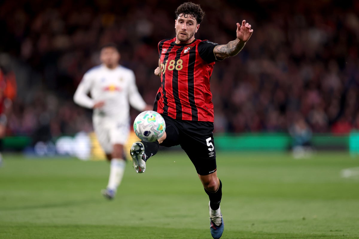 Tottenham sign Marcos Senesi as Roberto De Zerbi c