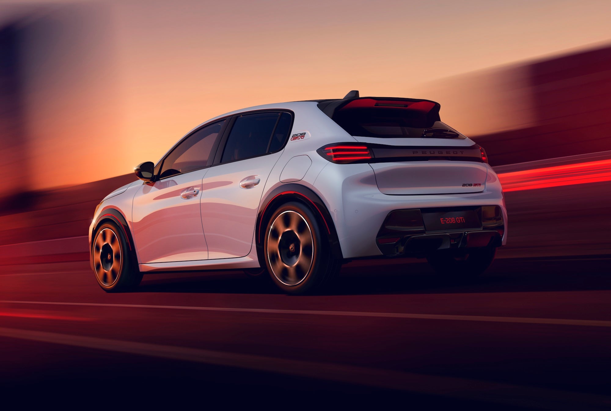The E-208 GTi gets a beefed up look including a new version of the famous “holed” wheels of the 205 GT