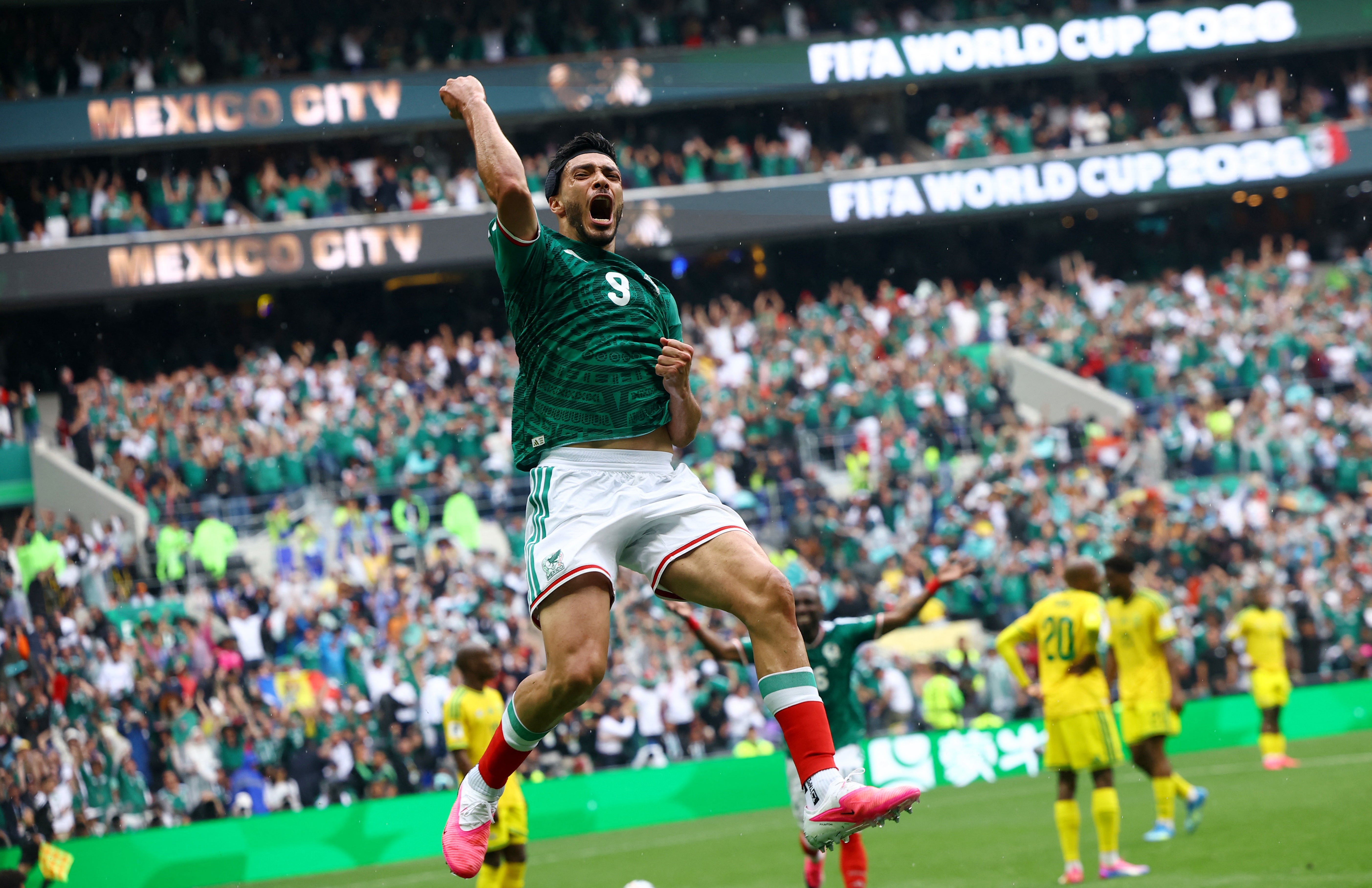  (Reuters)