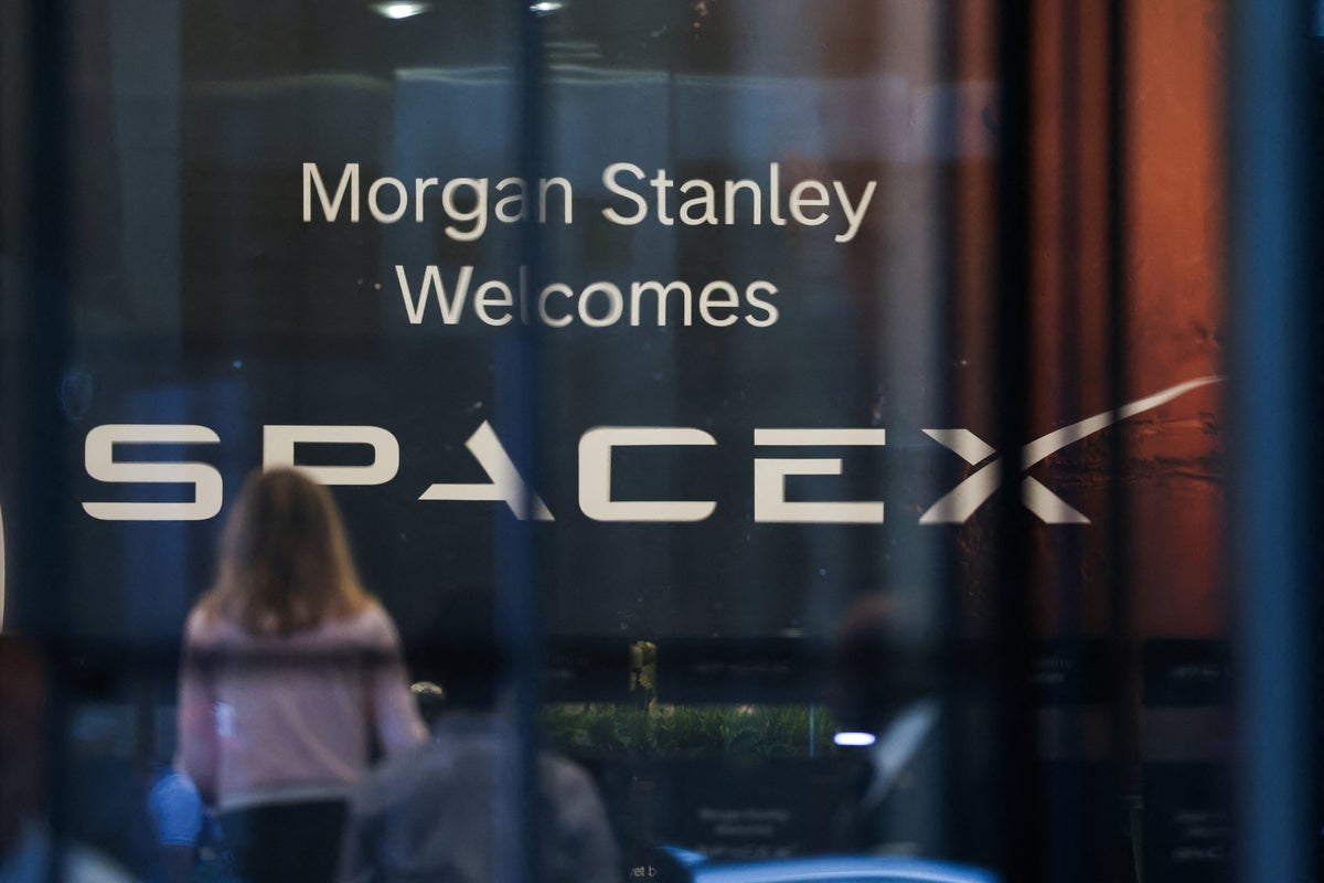 Elon Musk’s SpaceX prices record-breaking $75 billion IPO at