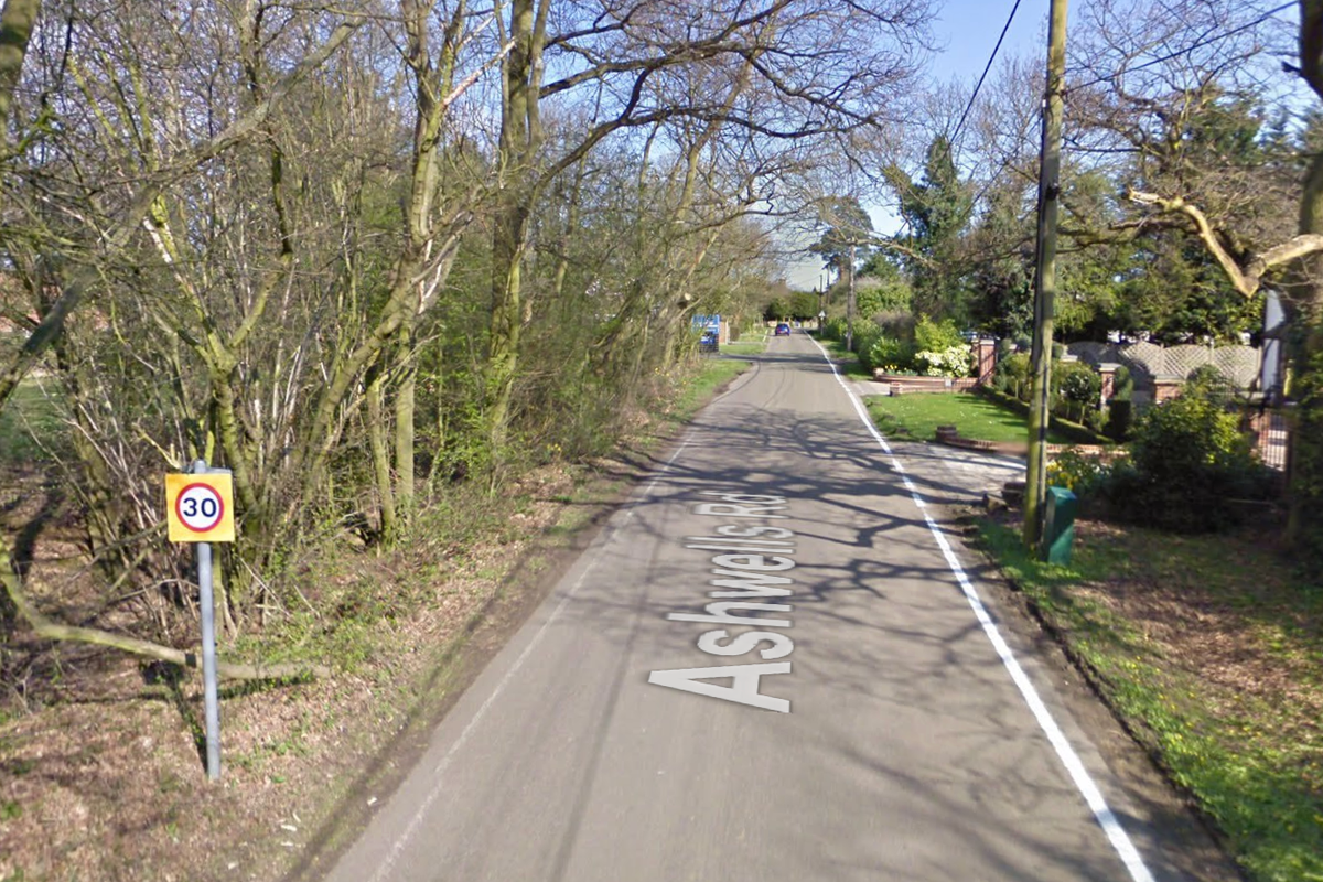 Homem e adolescente acusados de homicídio culposo após menino de 12 anos morrer após ser atropelado Homem e adolescente acusados de homicídio culposo após menino de 12 anos morrer após ser atropelado
