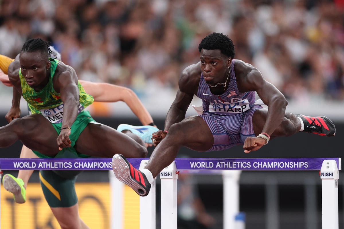 Ja’Kobe Tharp of Auburn rewrites history with stunning world-record hurdles run – UK Times Ja’Kobe Tharp of Auburn rewrites history with stunning world-record hurdles run – UK Times